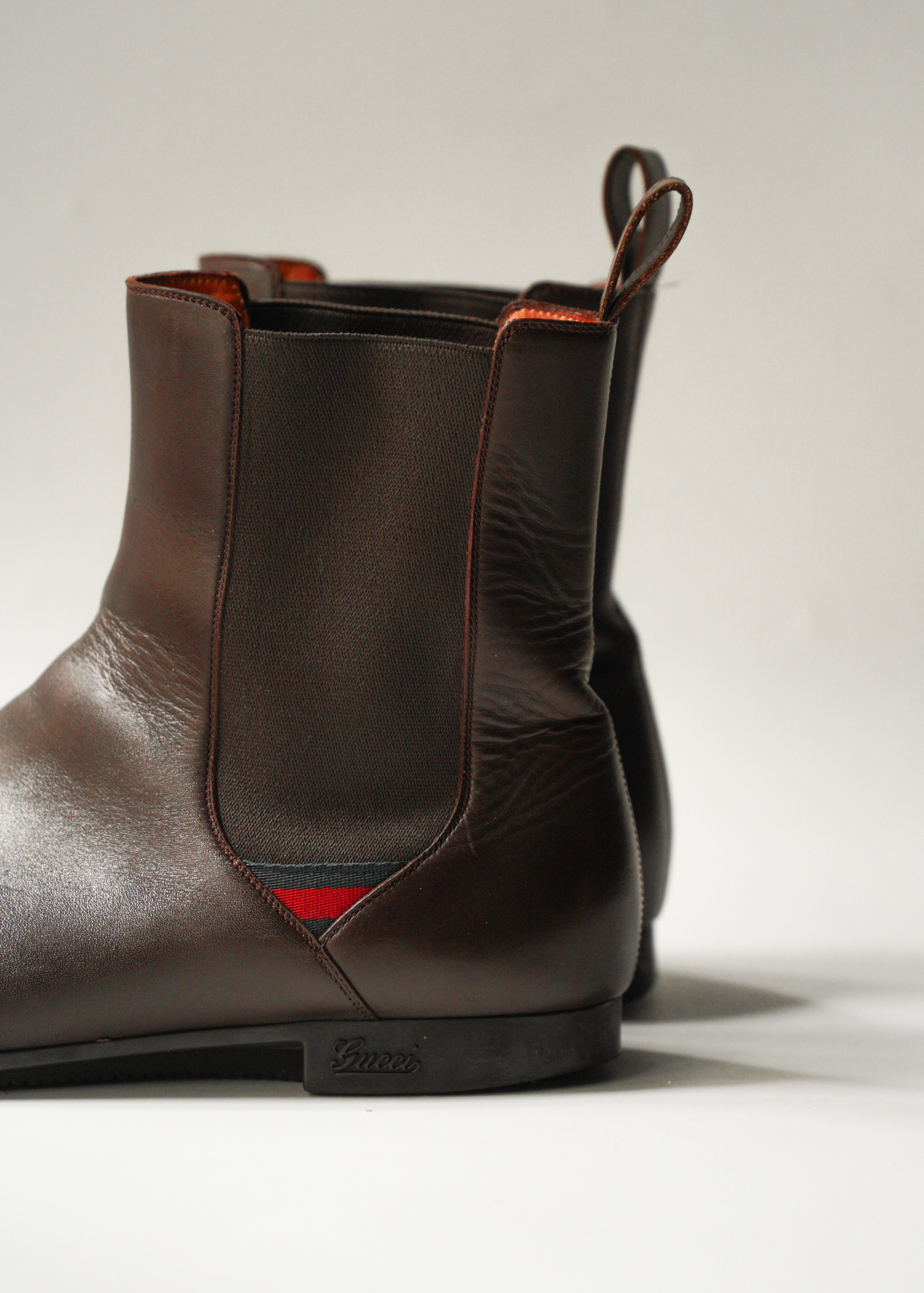 10’s GUCCI side gore leather boots