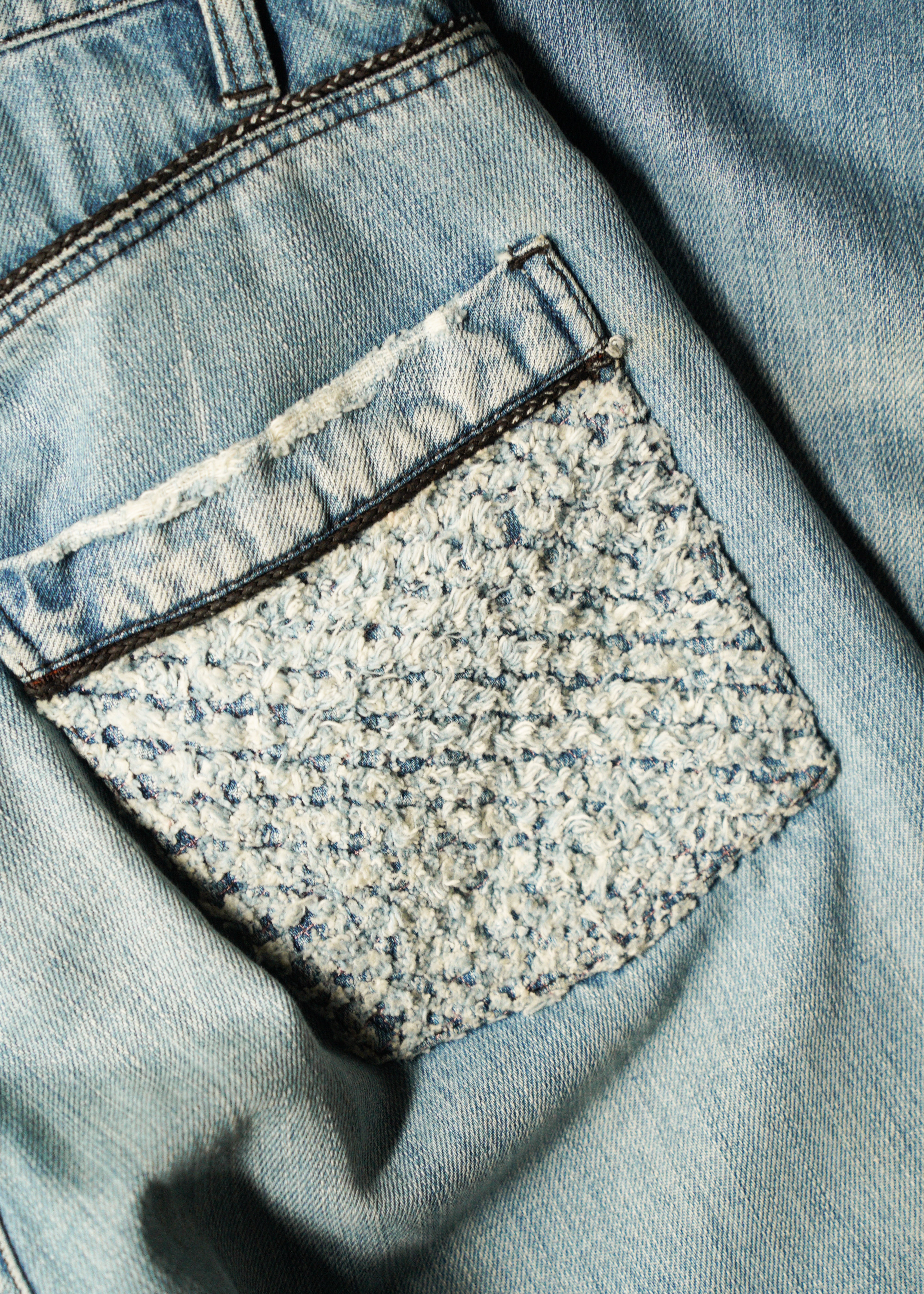 00-10’s BOTTEGA VENETA Intrecciato piping straight jeans