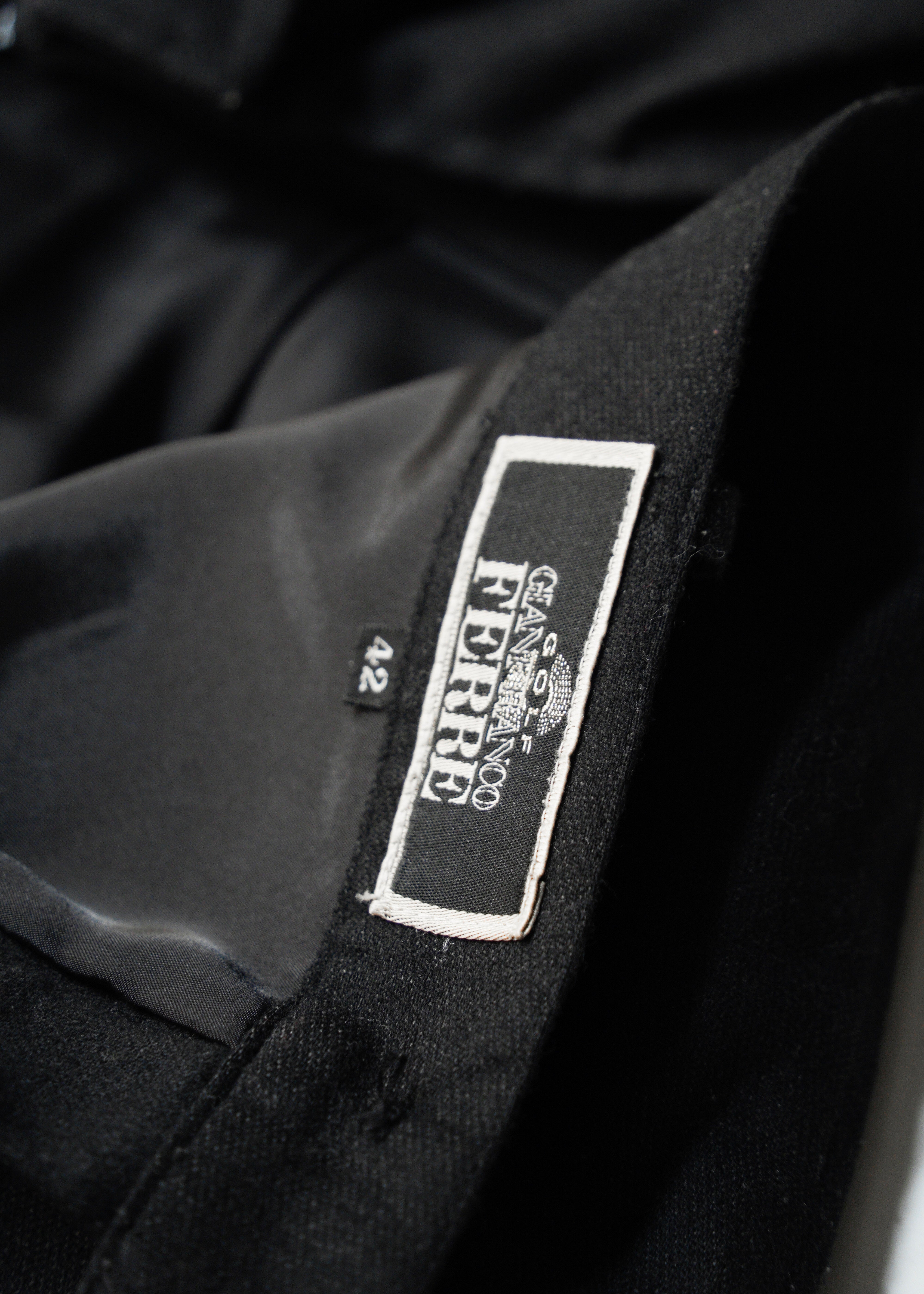 GIANFRANCO FERRE detachable pocket straight slacks