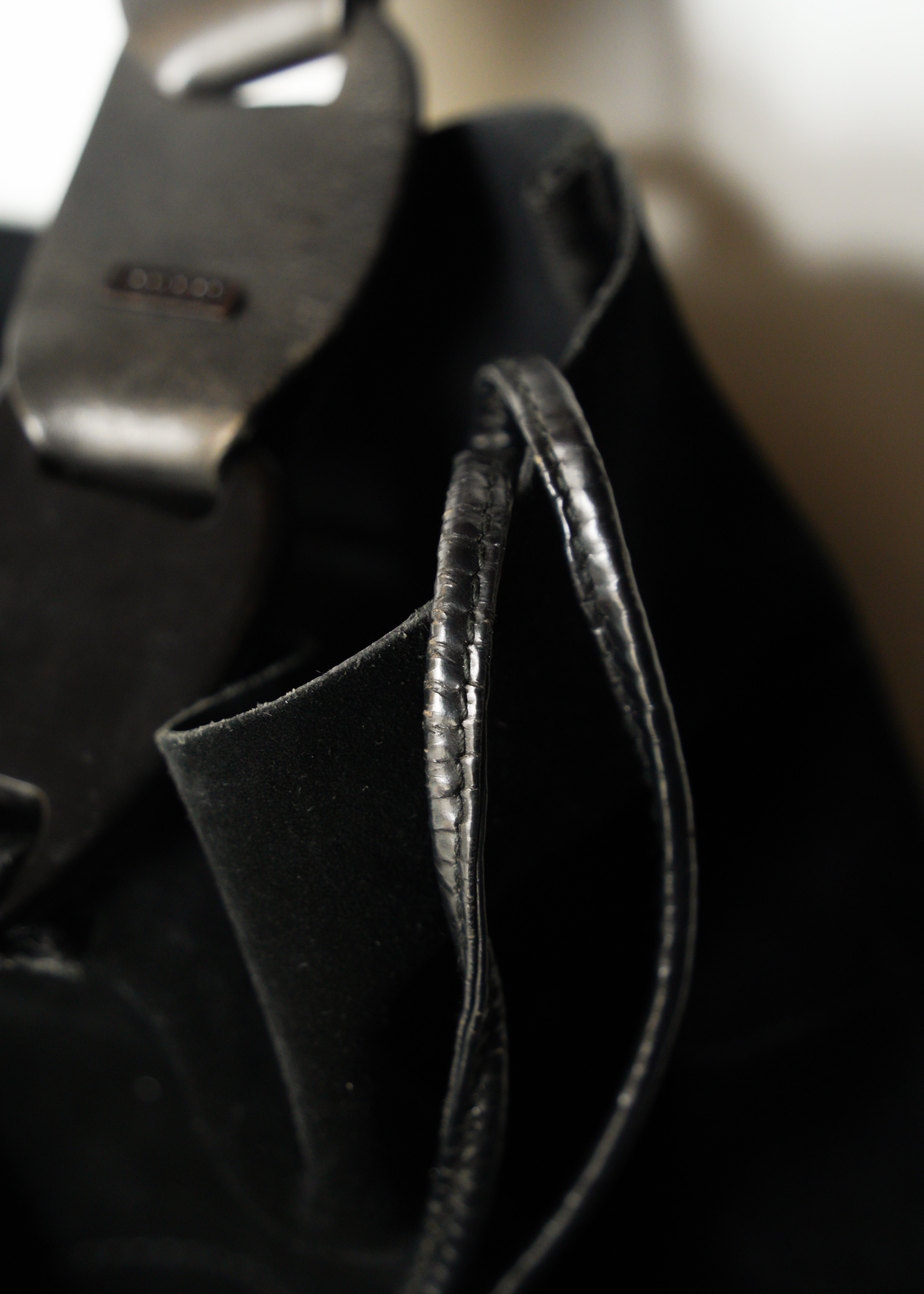 GUCCI by Tom Ford 1997 SS drawstring suede leather shoulder bag