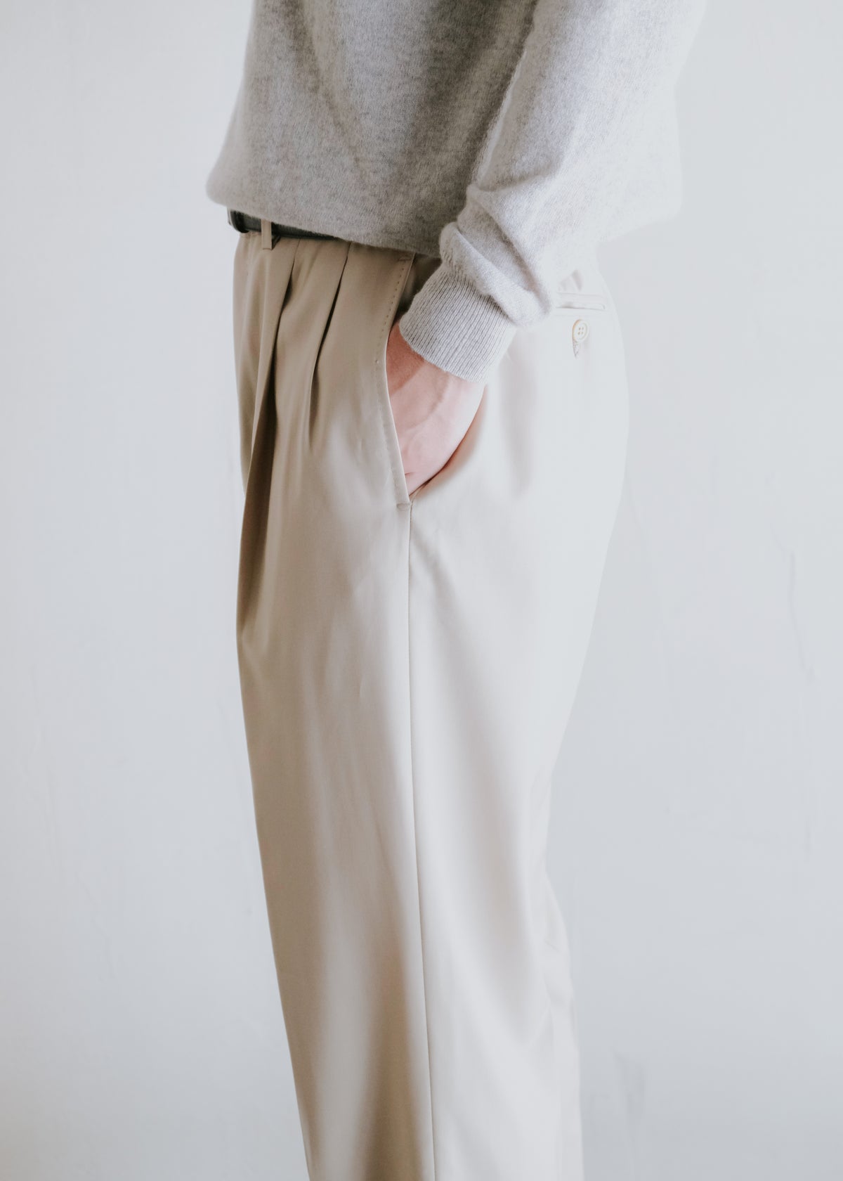 00's ADER Sartoria 1978 by Loro piana Super 120's wool two tucked relaxing tapered slacks