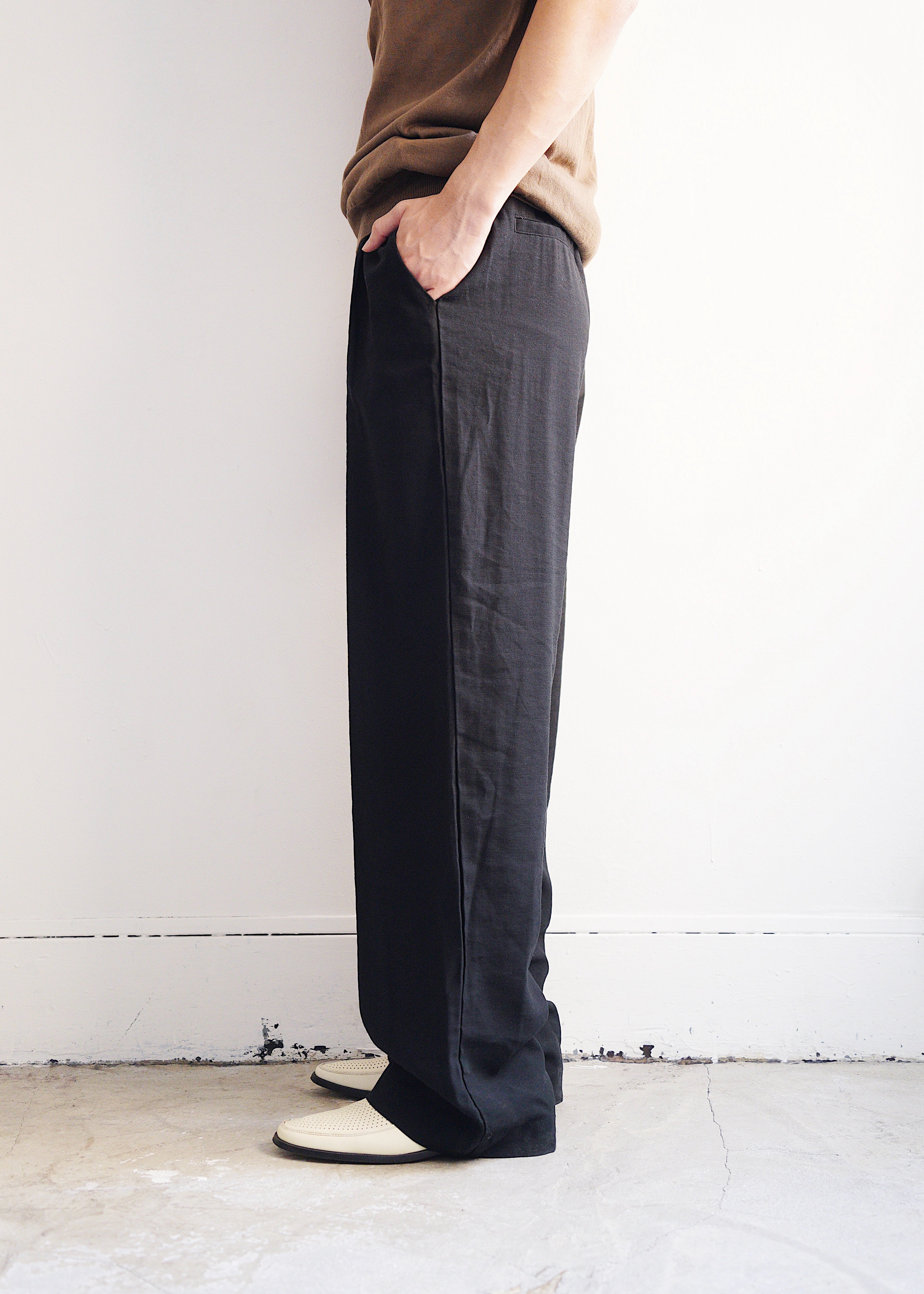 00's rayon wide tapered 2 tuck slacks