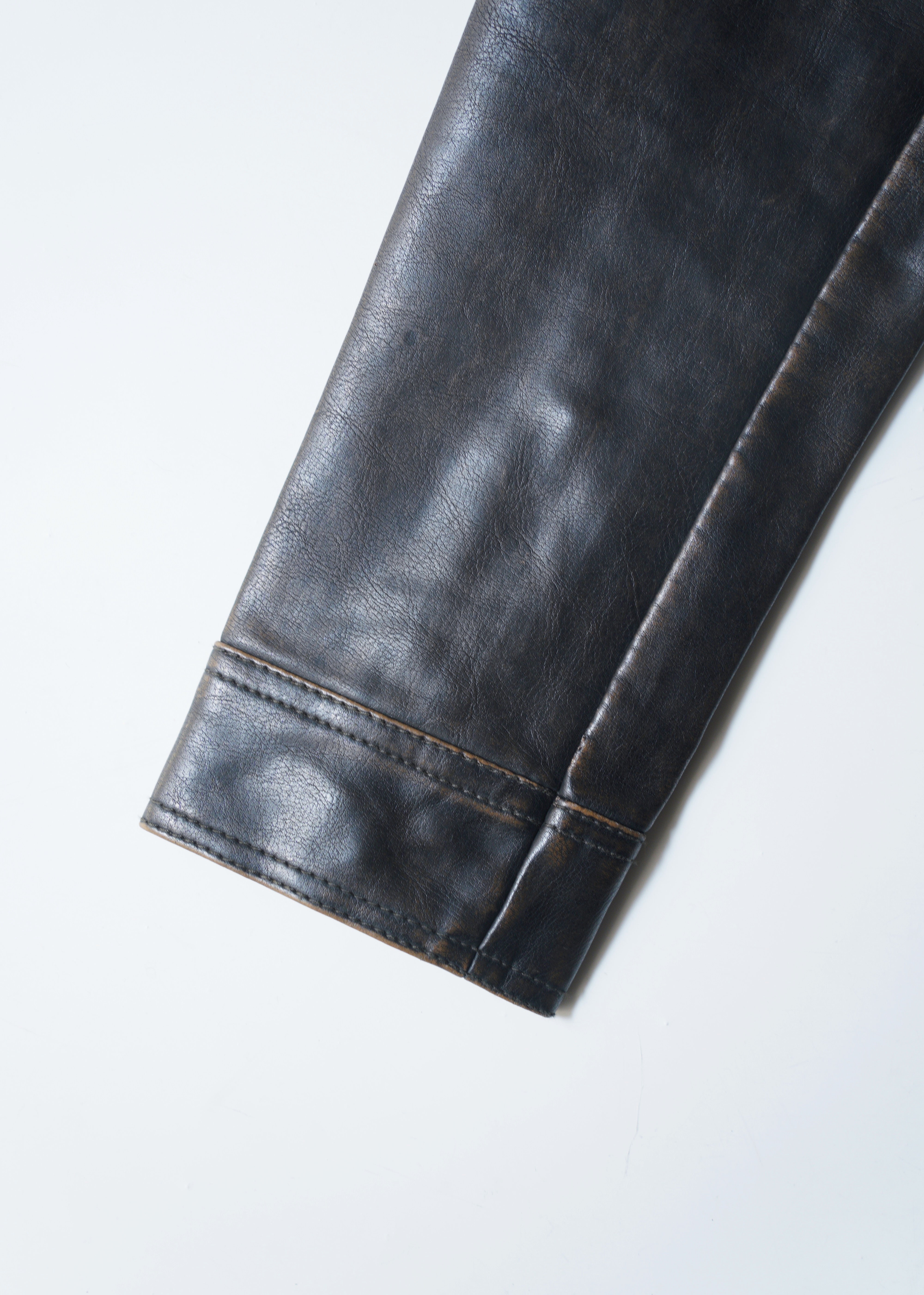 Quilted shoulder leather jacket