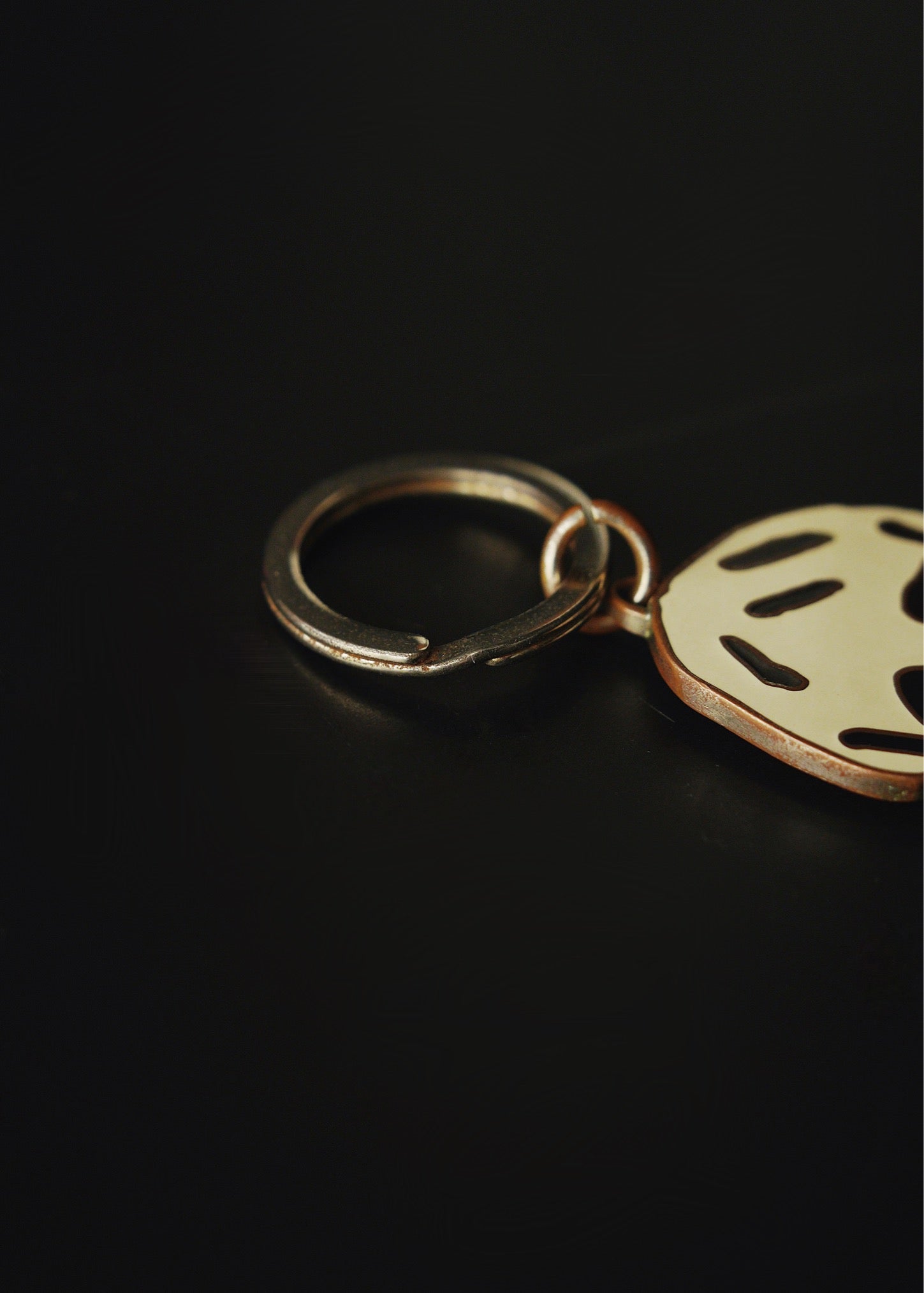 Alexander McQueen scull key ring