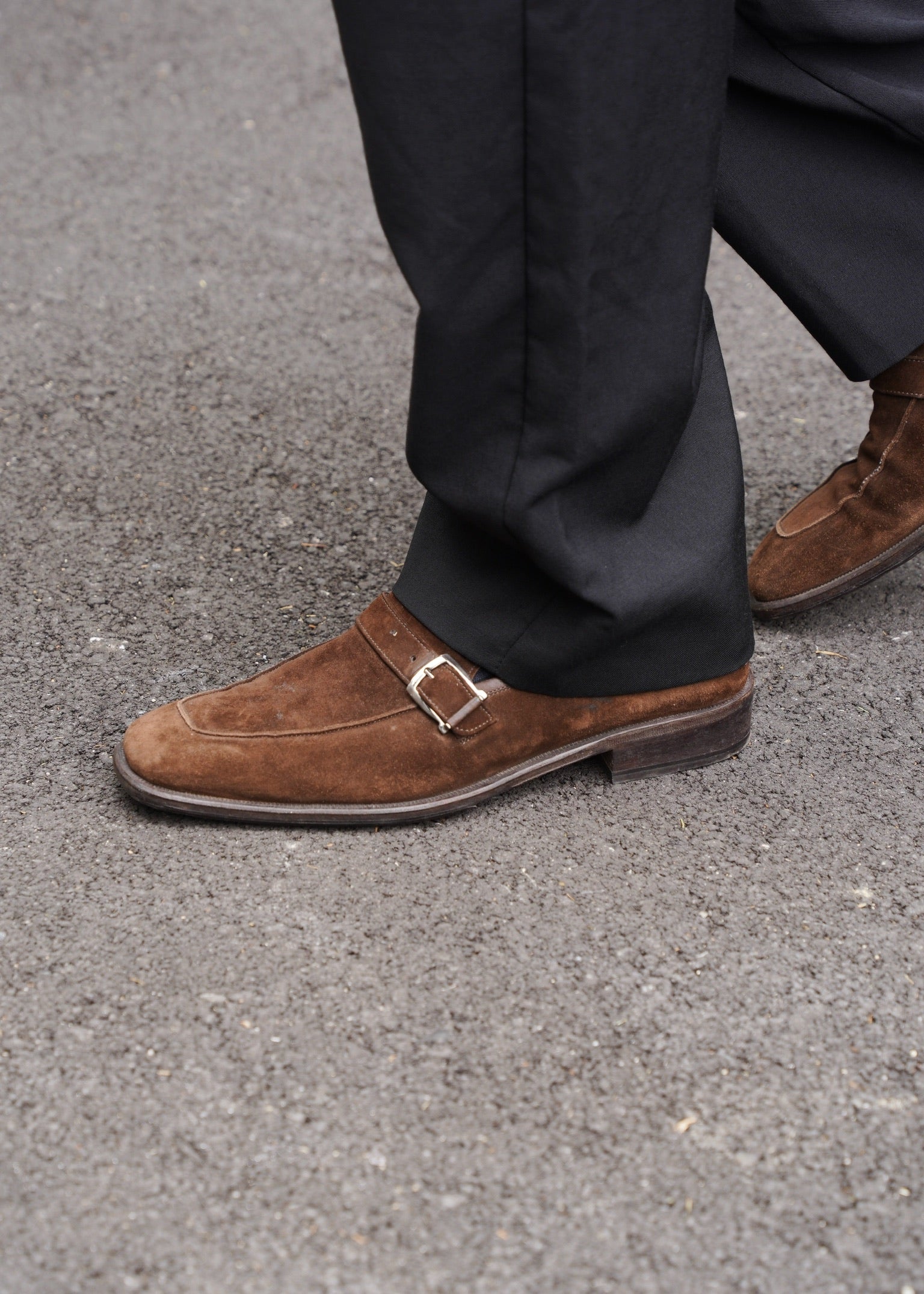 00’s Salvatore Ferragamo suede leather strap loafer