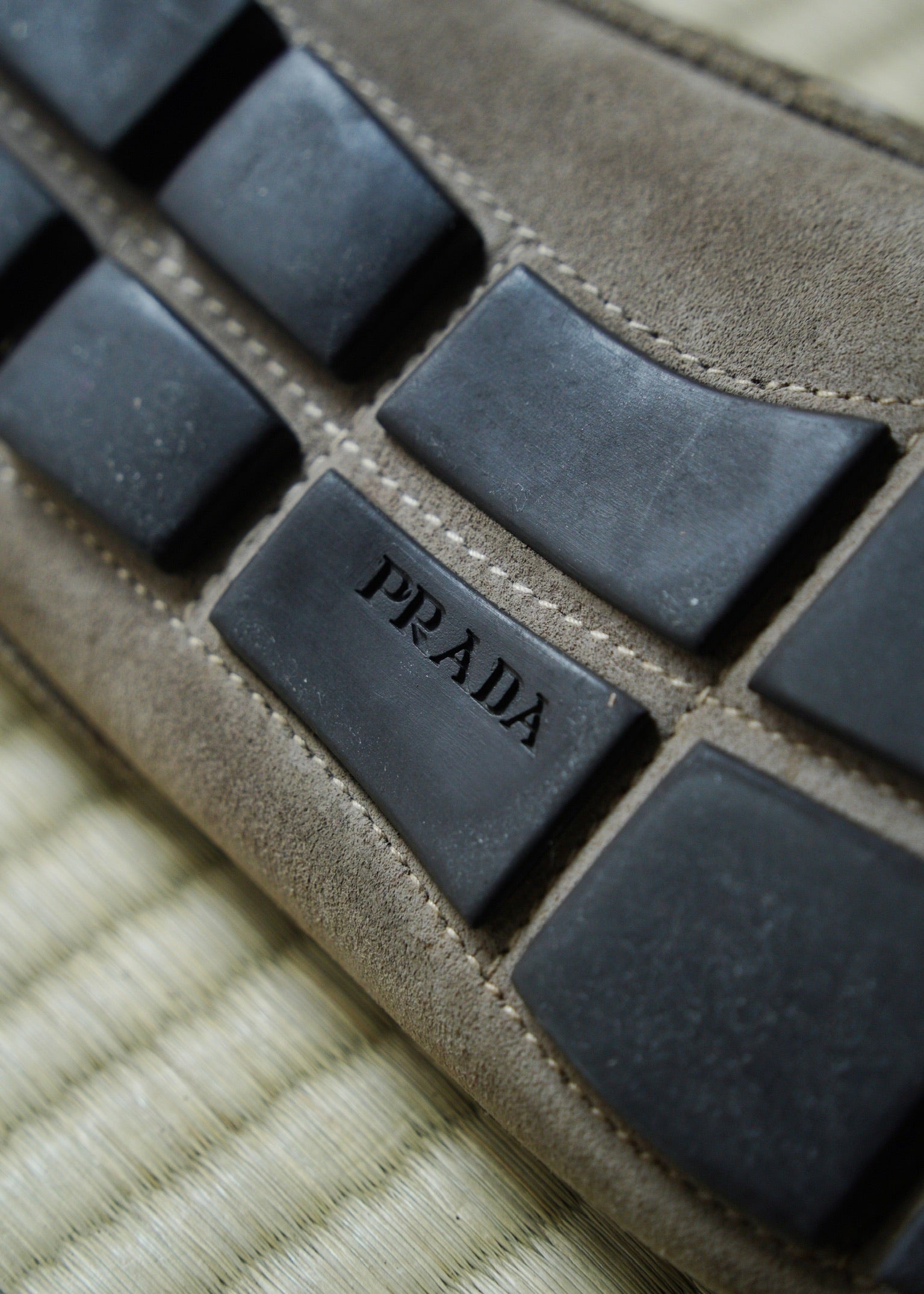 00’s PRADA suede square toe mules