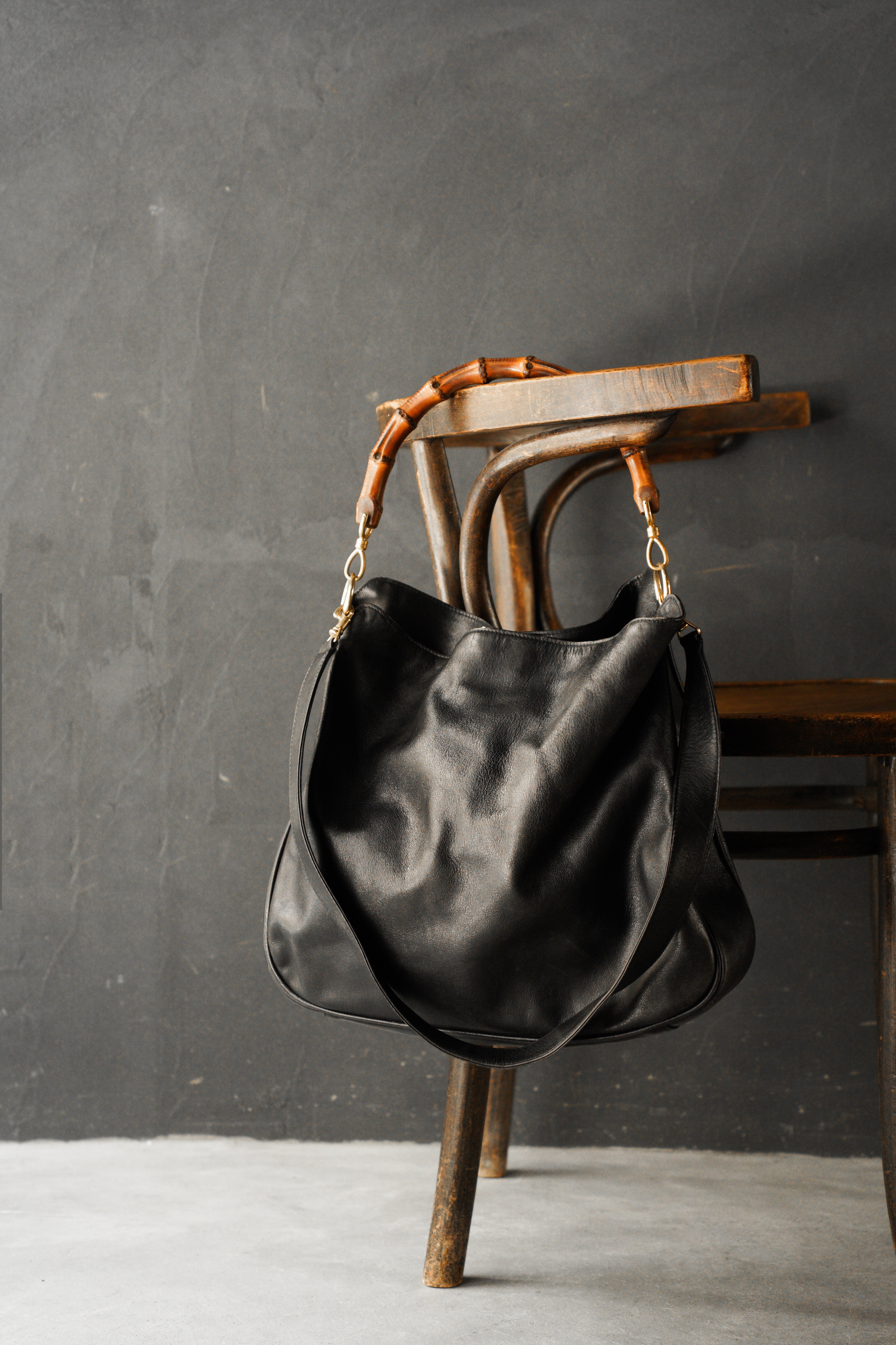 90-00’s GUCCI bamboo handle 2 way leather shoulder bag