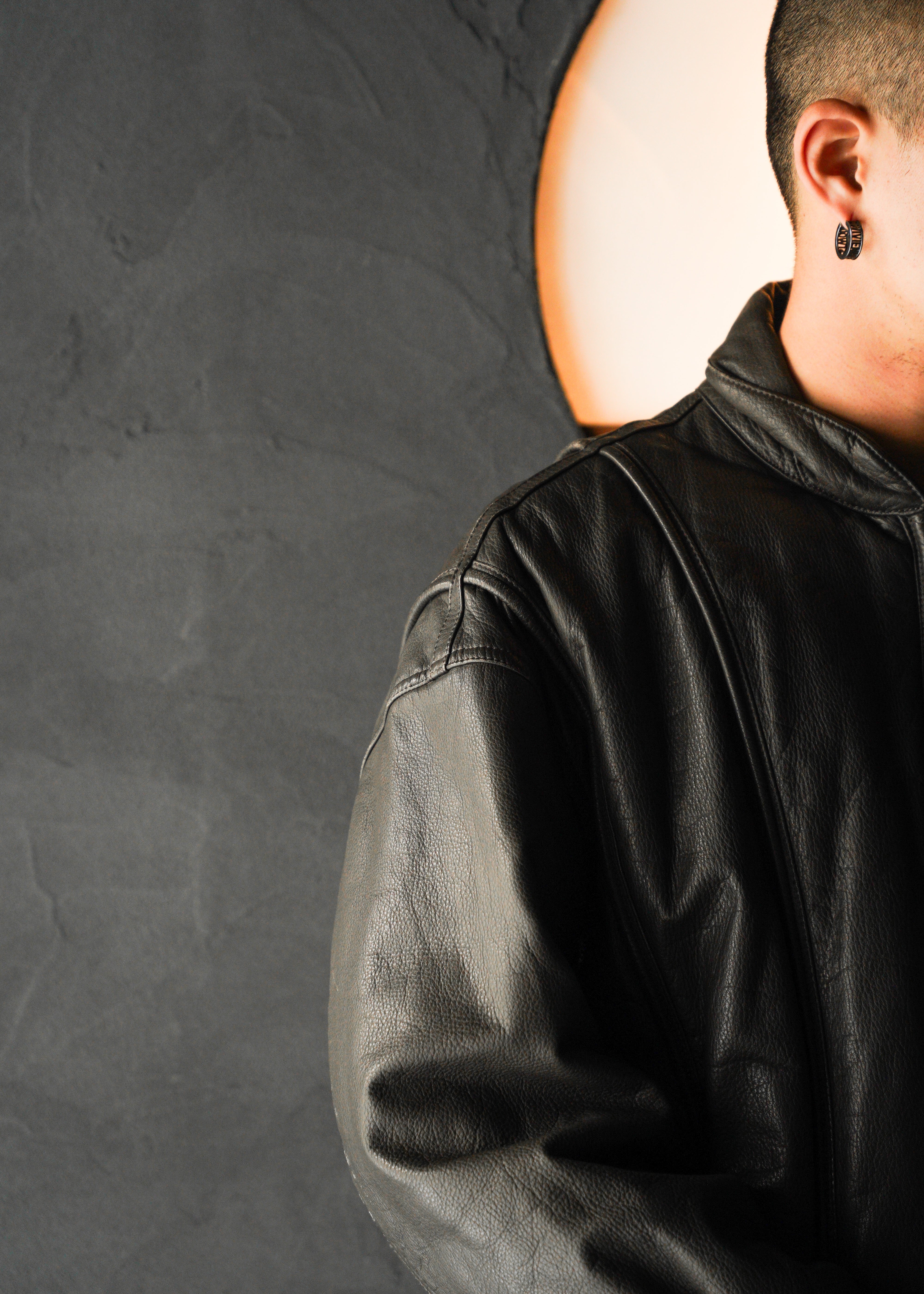 ISSEY MIYAKE 82AWzip up cow leather jacket