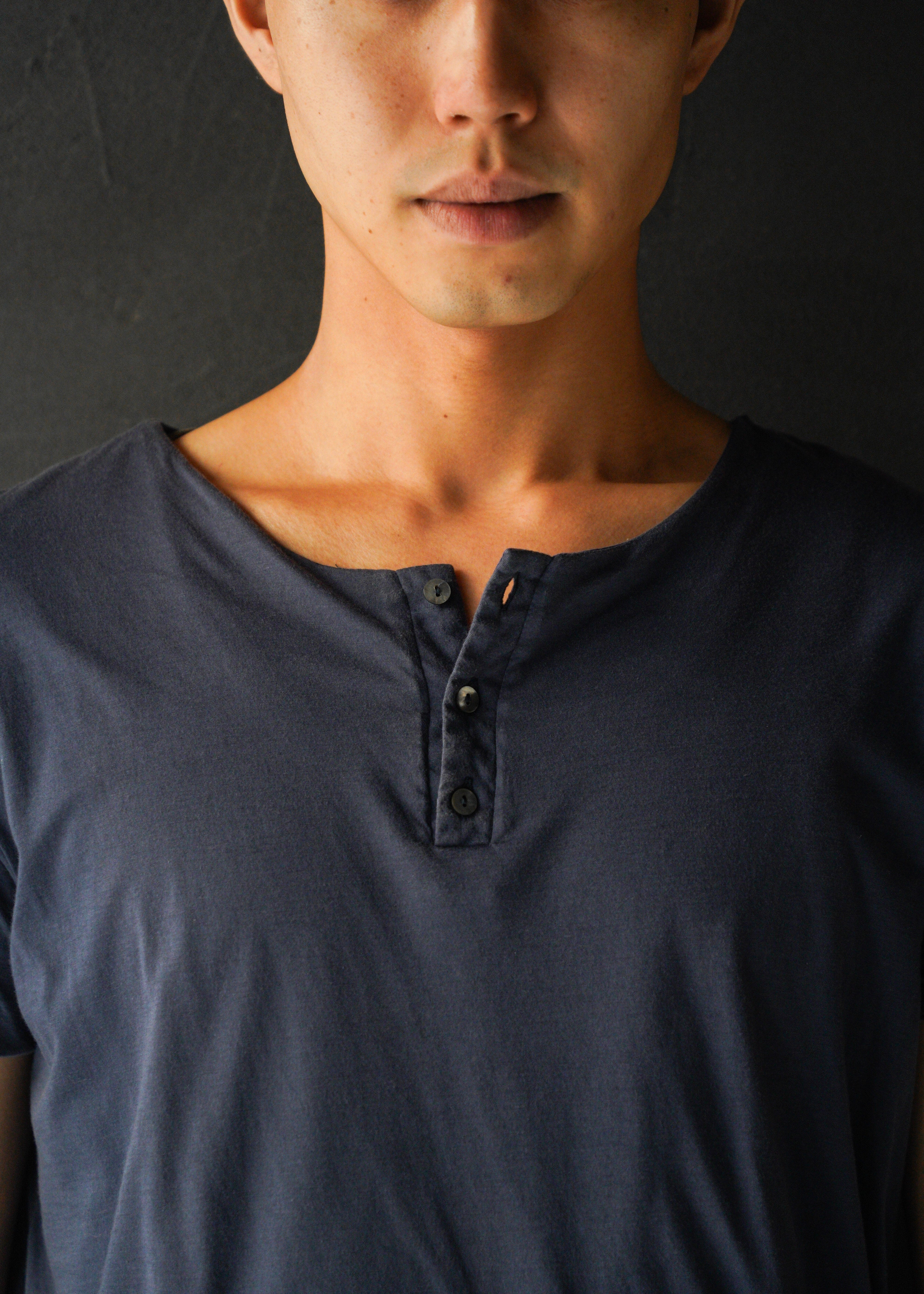 CoSTUME NATIONAL HOMME 2012SS henley neck gathered short sleeve T-Shirt