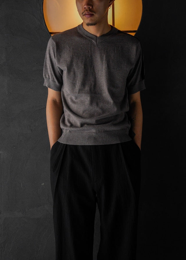 SHOOP 26SS crossed stripe v-neck / Taupe