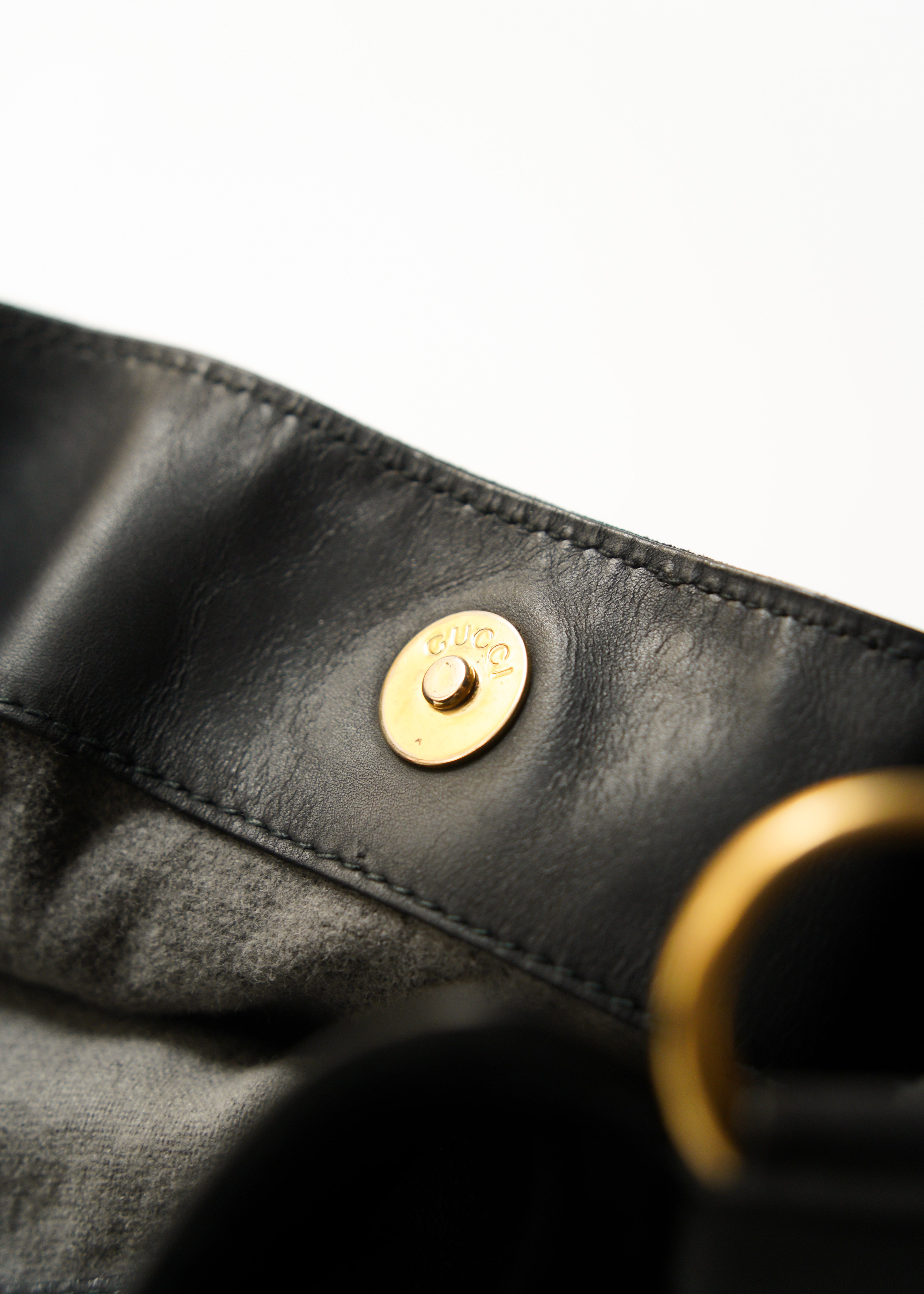 90-00’s GUCCI bamboo handle suede leather 2 way shoulder bag