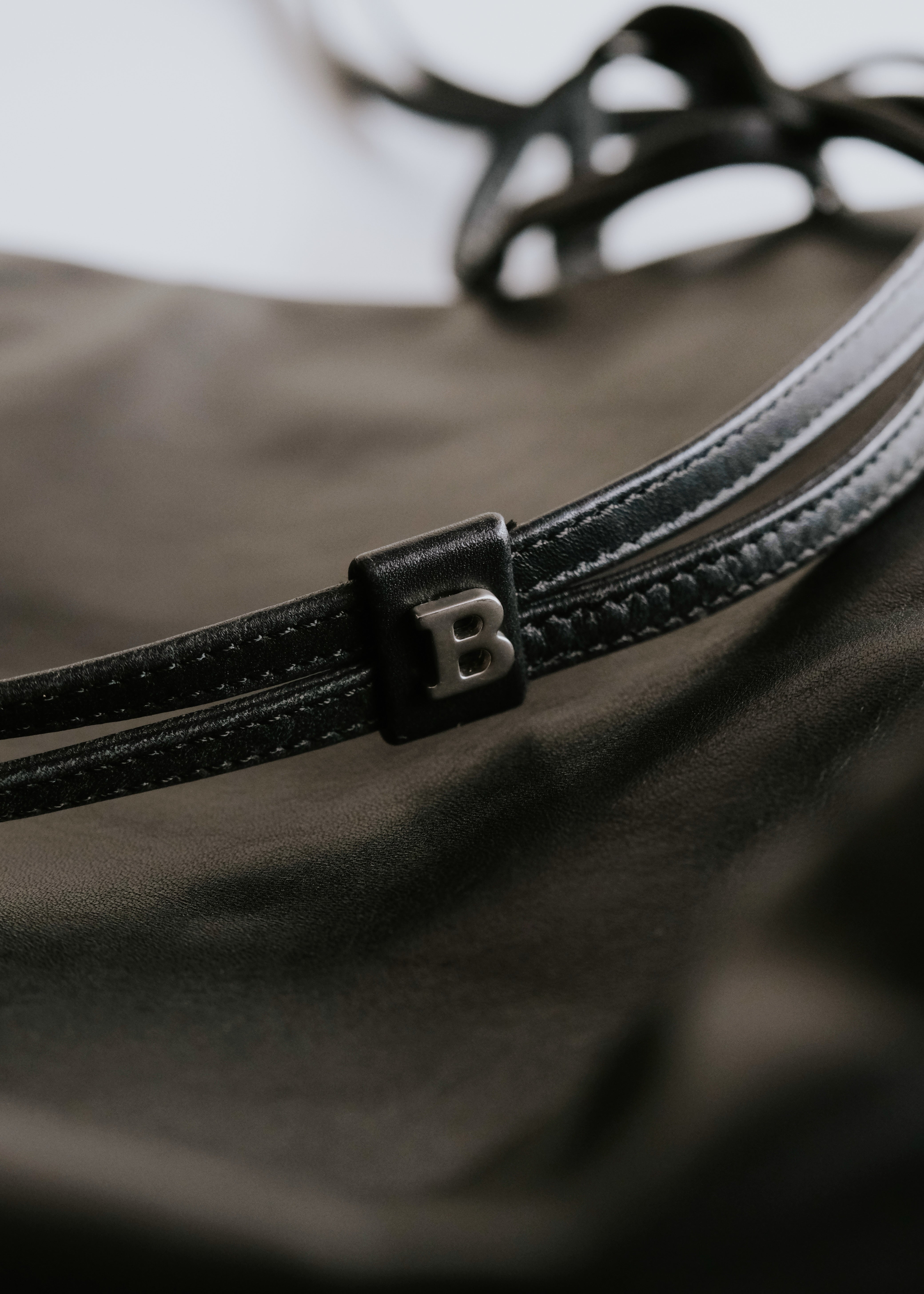 90-00's BALLY 2 way handle leather bag