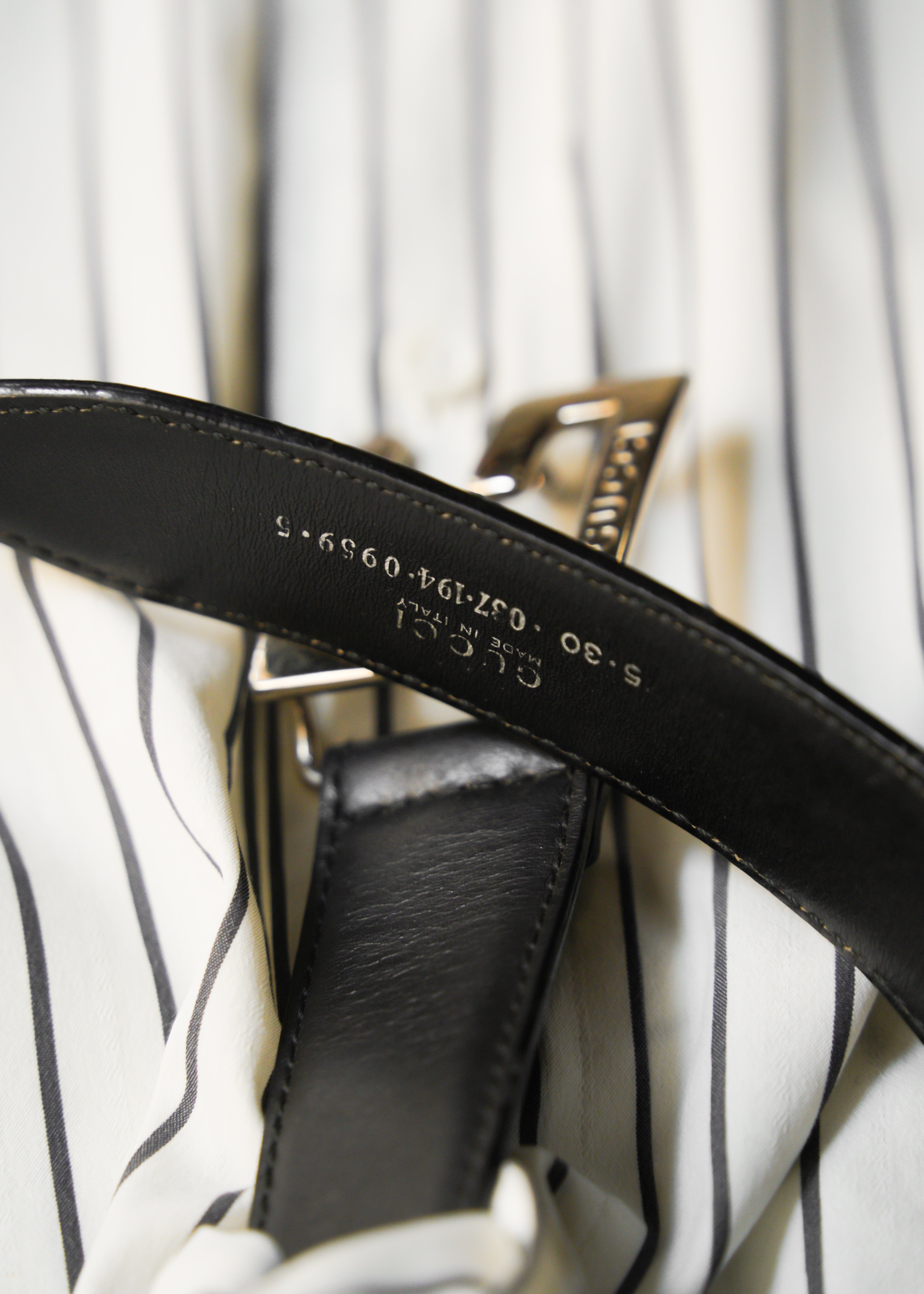 GUCCI G buckle leather belt