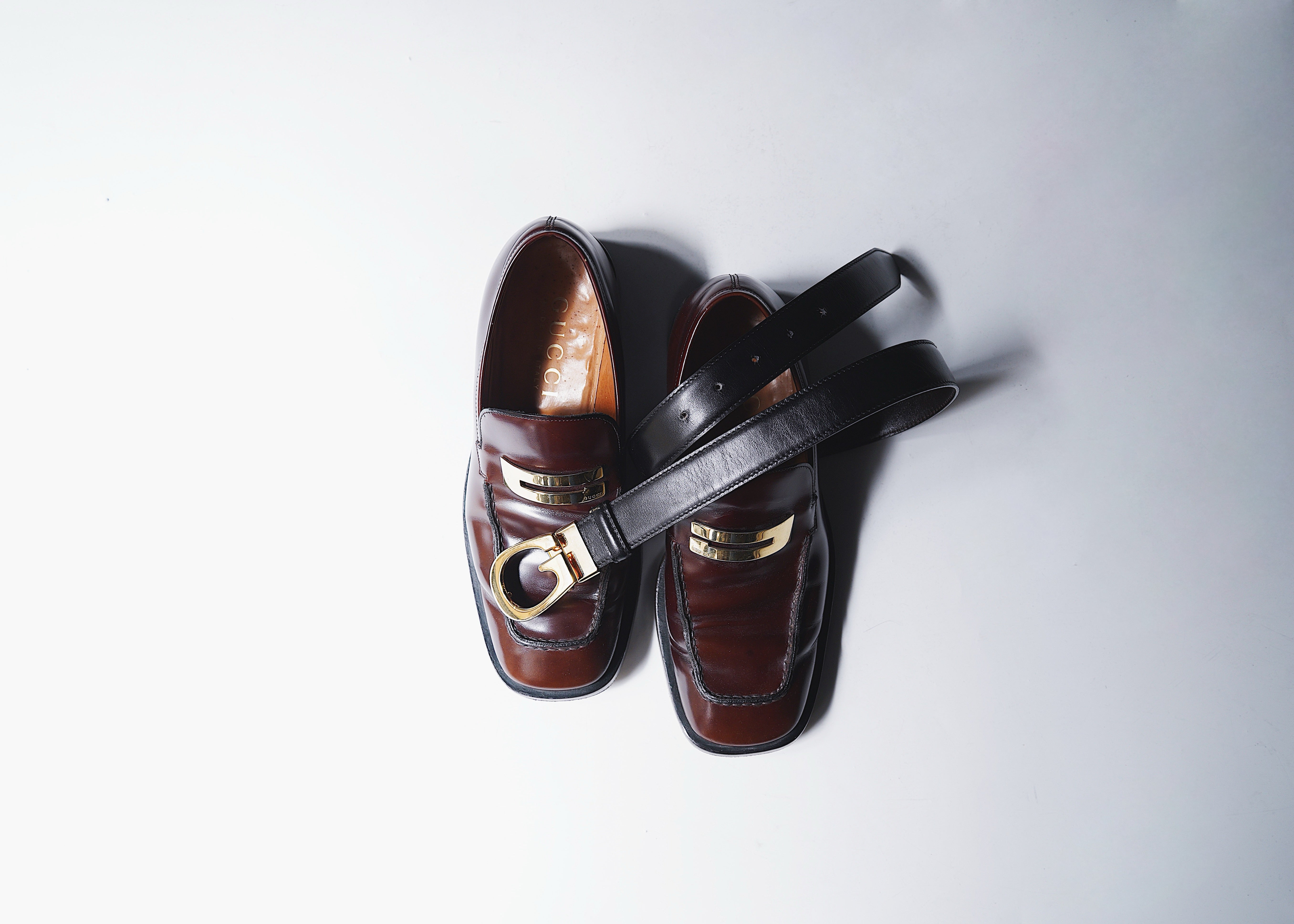 90's GUCCI by Tom Ford metal plate square toe loafer