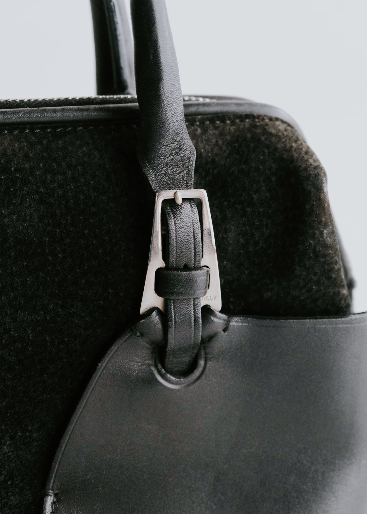 BALLY suede hand bag with leather corner patches
