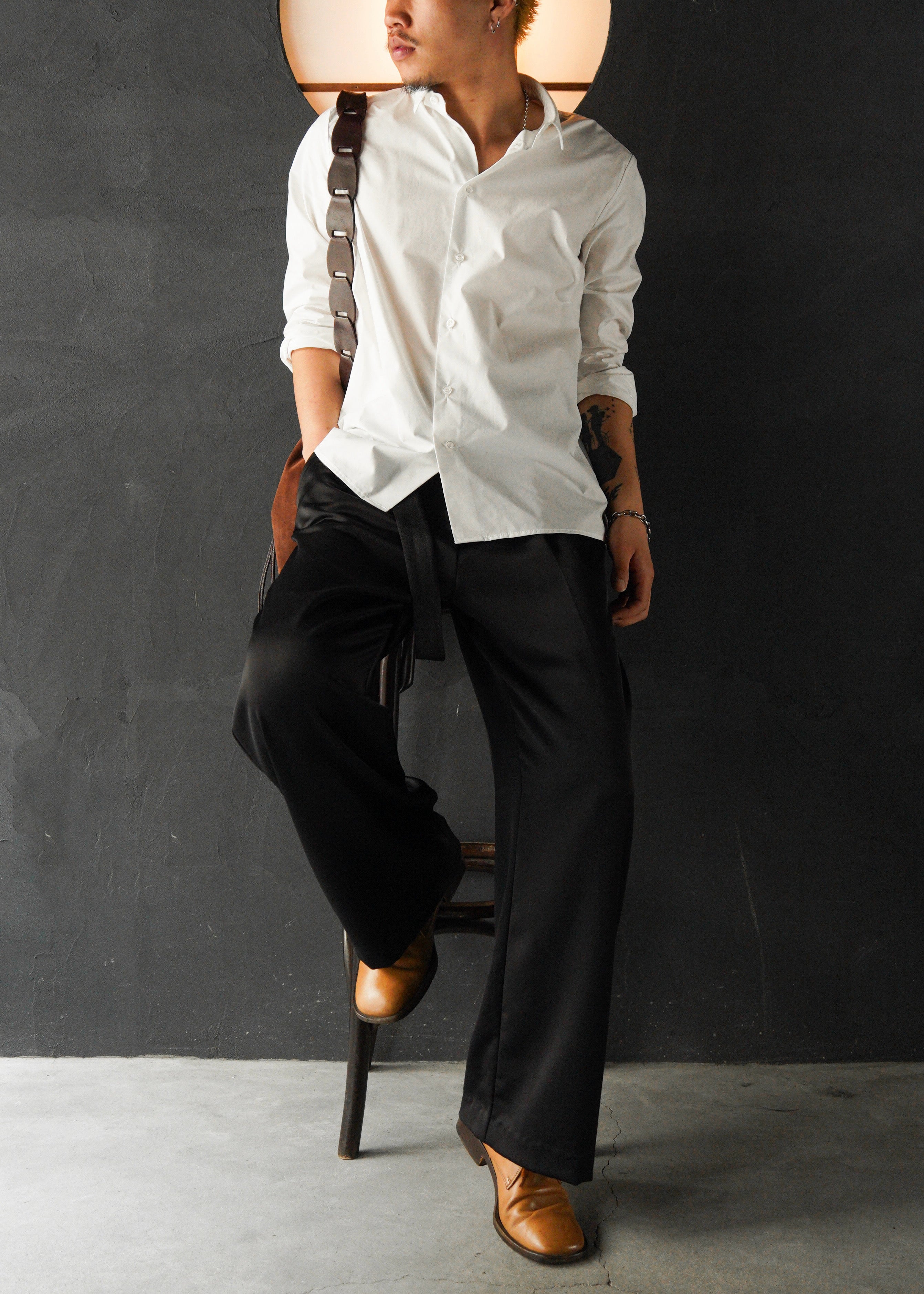 Tucked wide straight slacks
