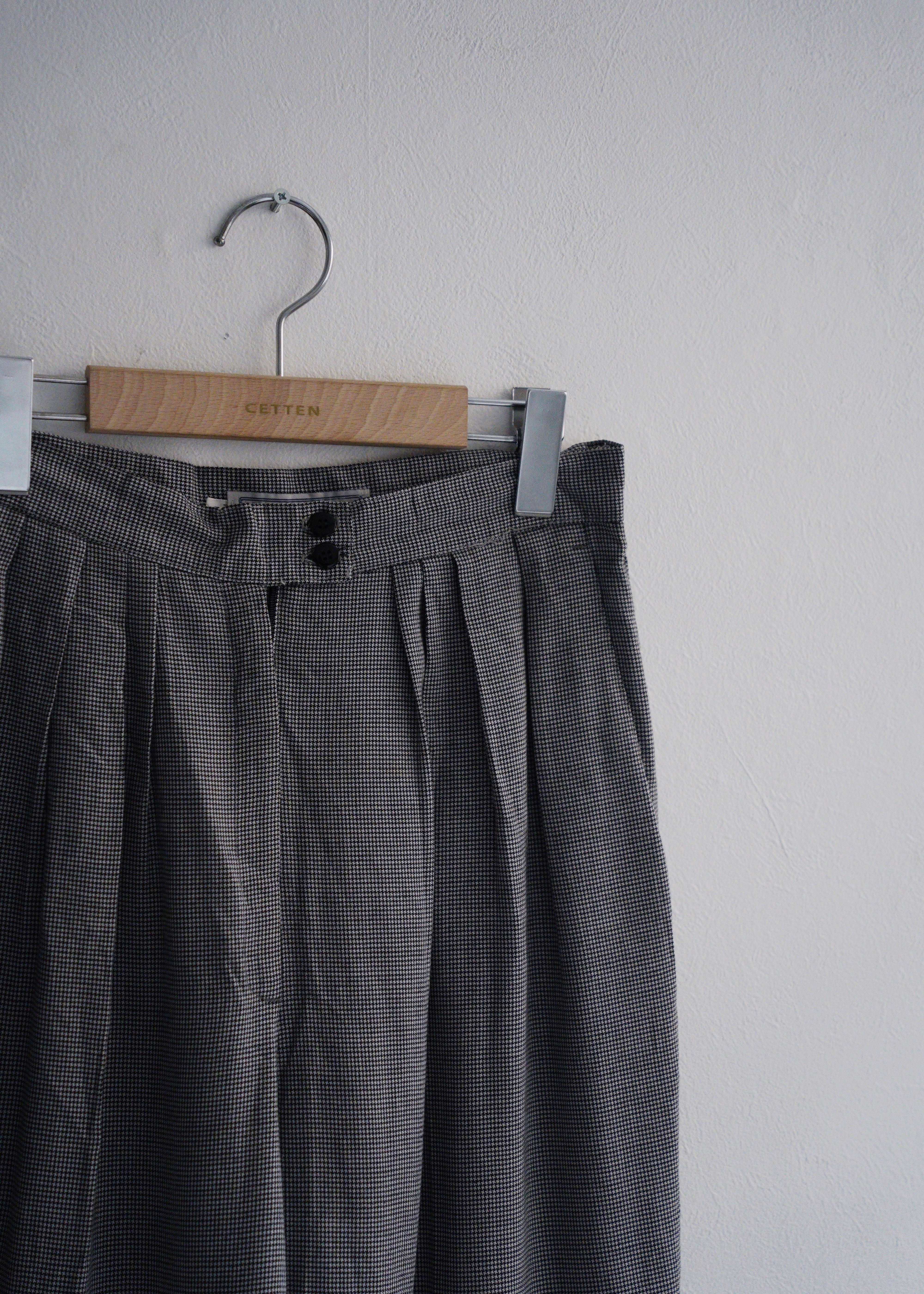 US vintage Houndstooth pattern tuck slacks