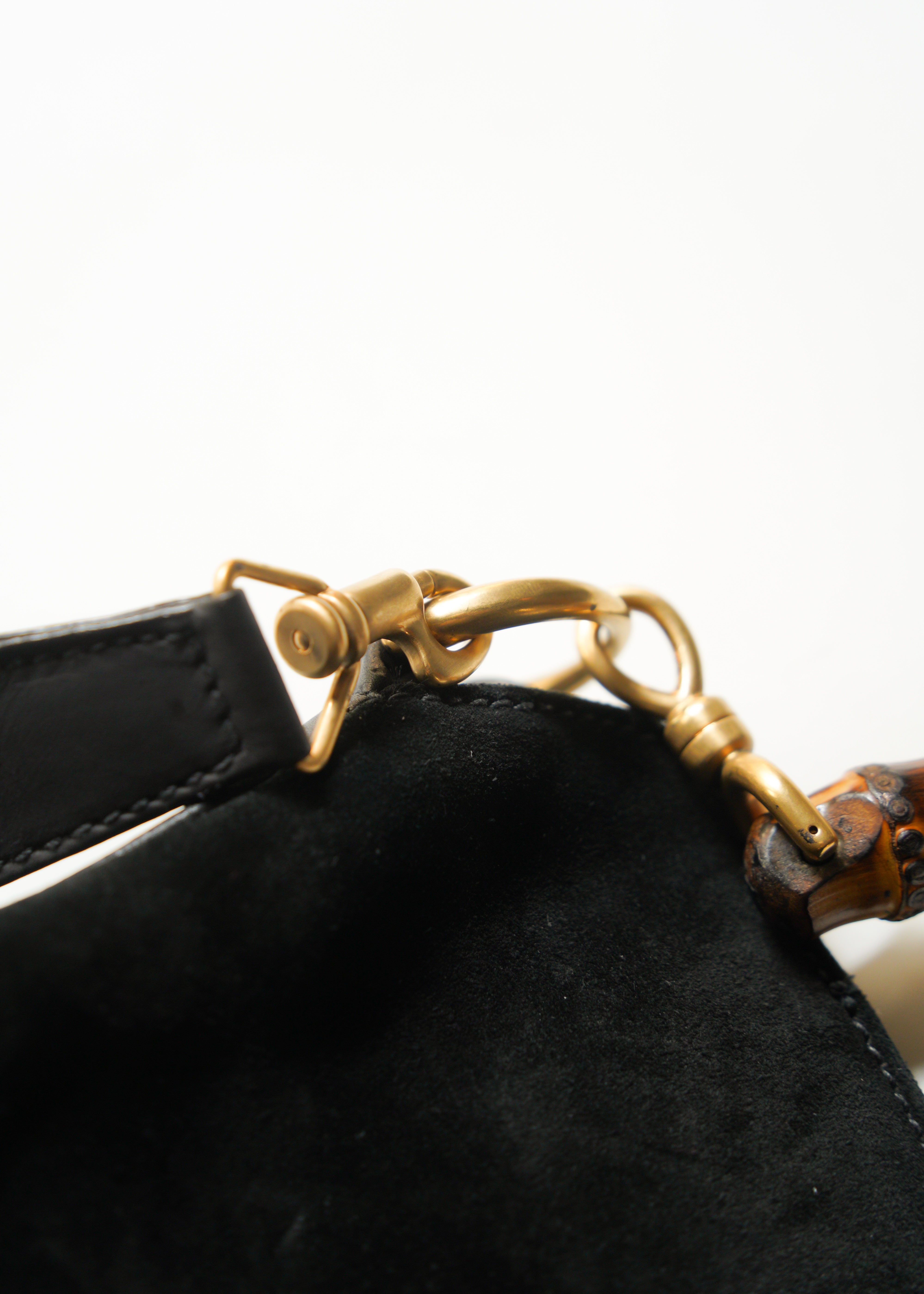 90-00’s GUCCI bamboo handle suede leather 2 way shoulder bag