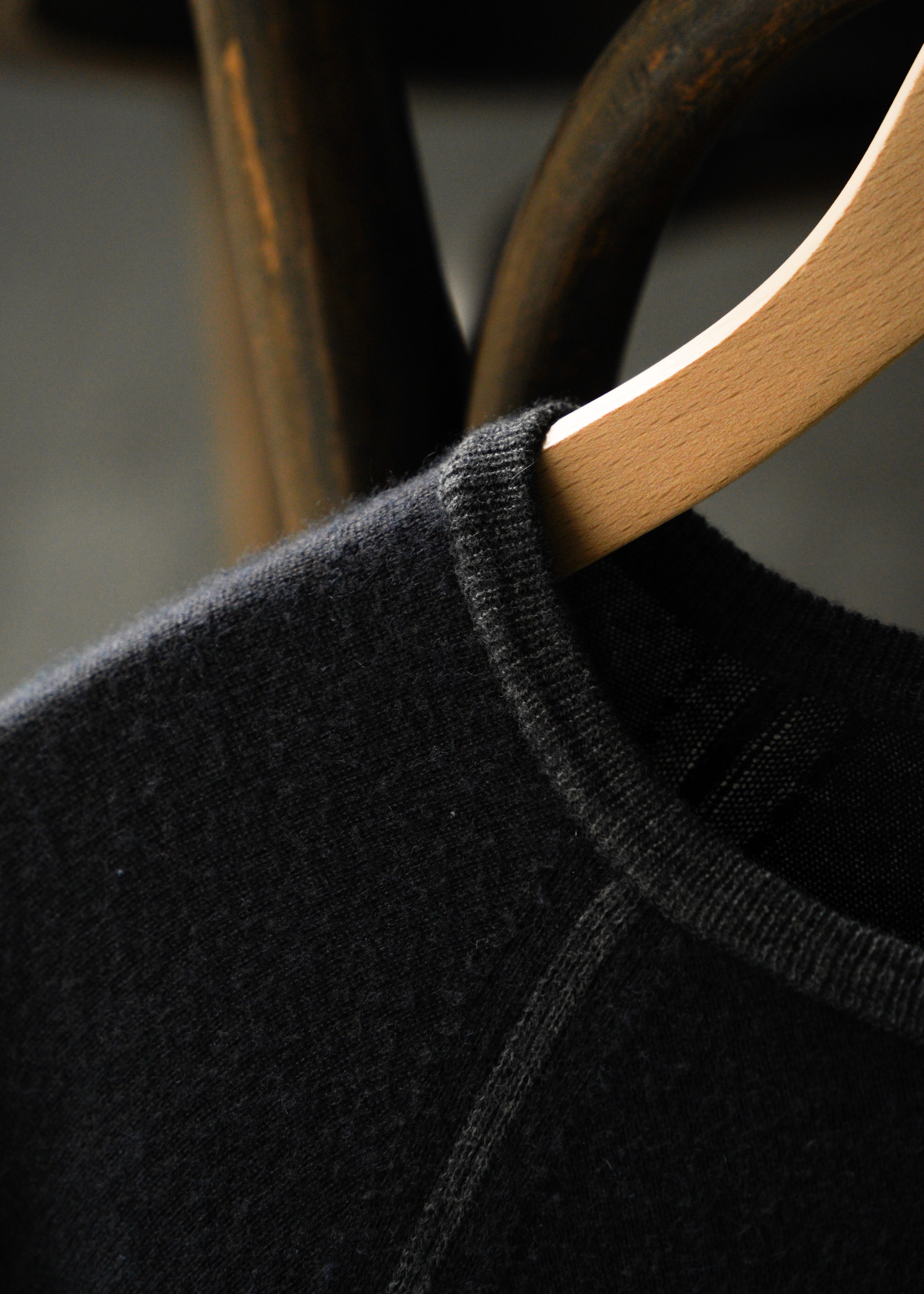 00’s Salvatore Ferragamo cotton blend cashmere raglan sleeve crew neck knit