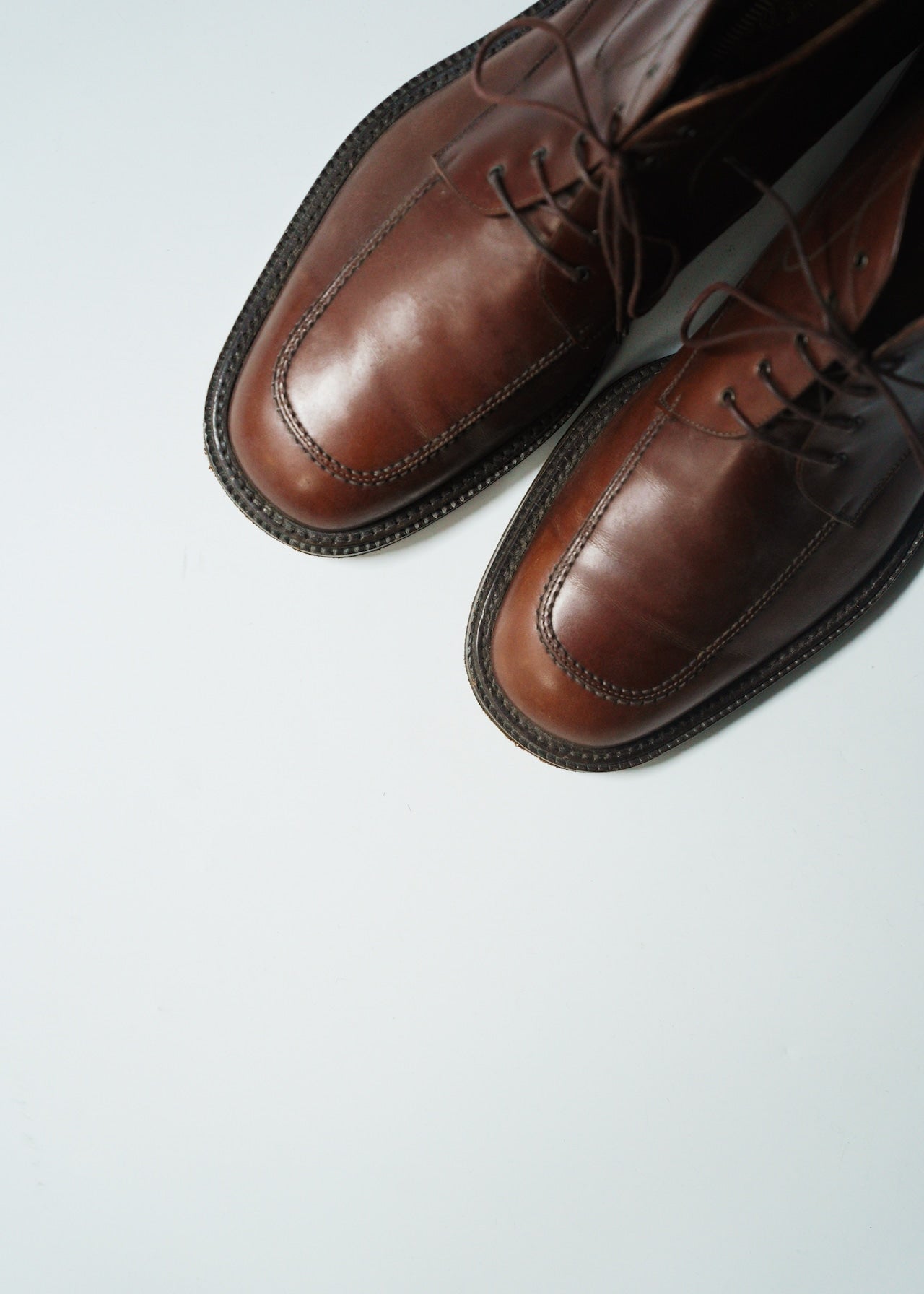 Salvatore Ferragamo square toe leather chukka boot