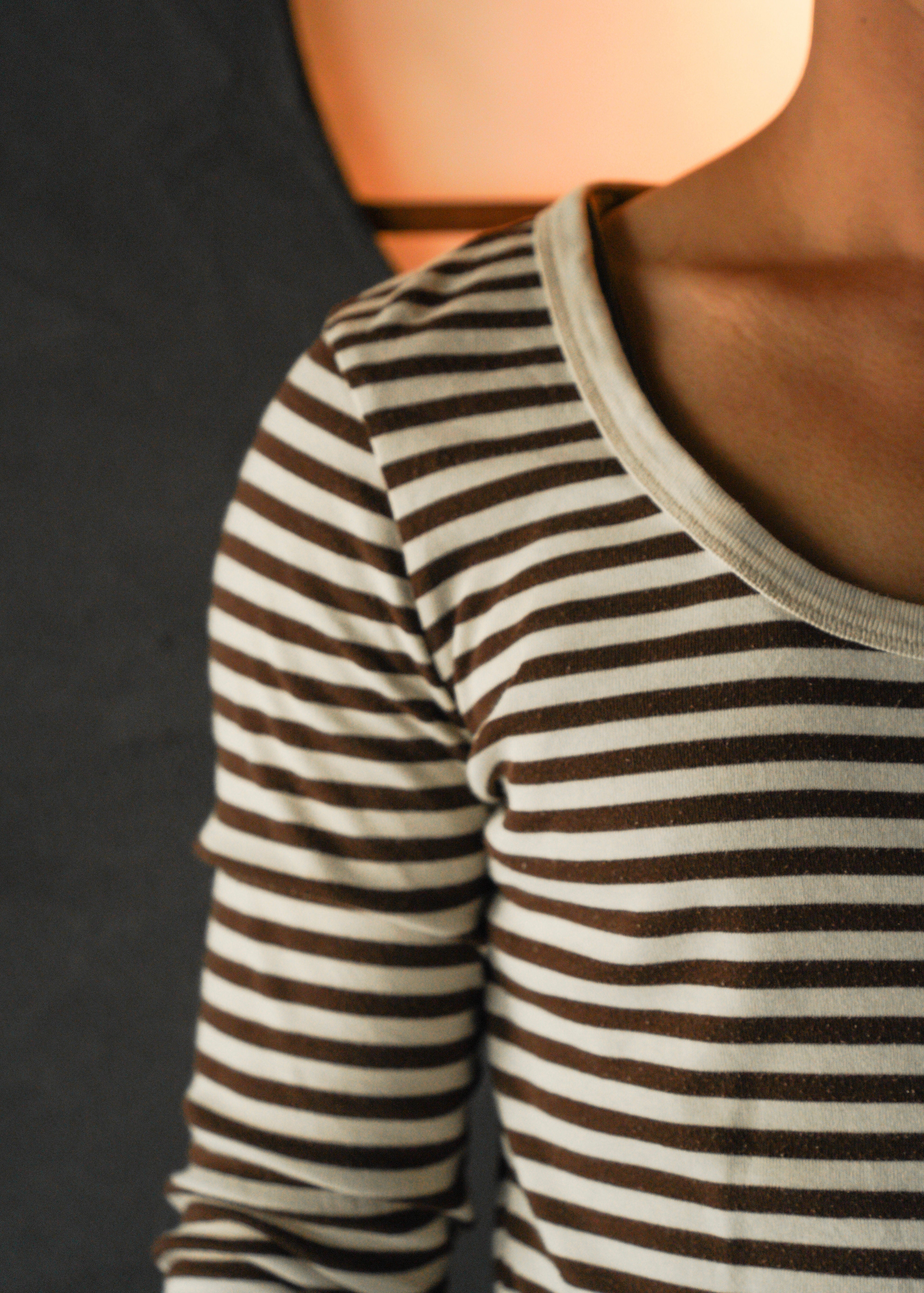 Round neck border long sleeve T-Shirt