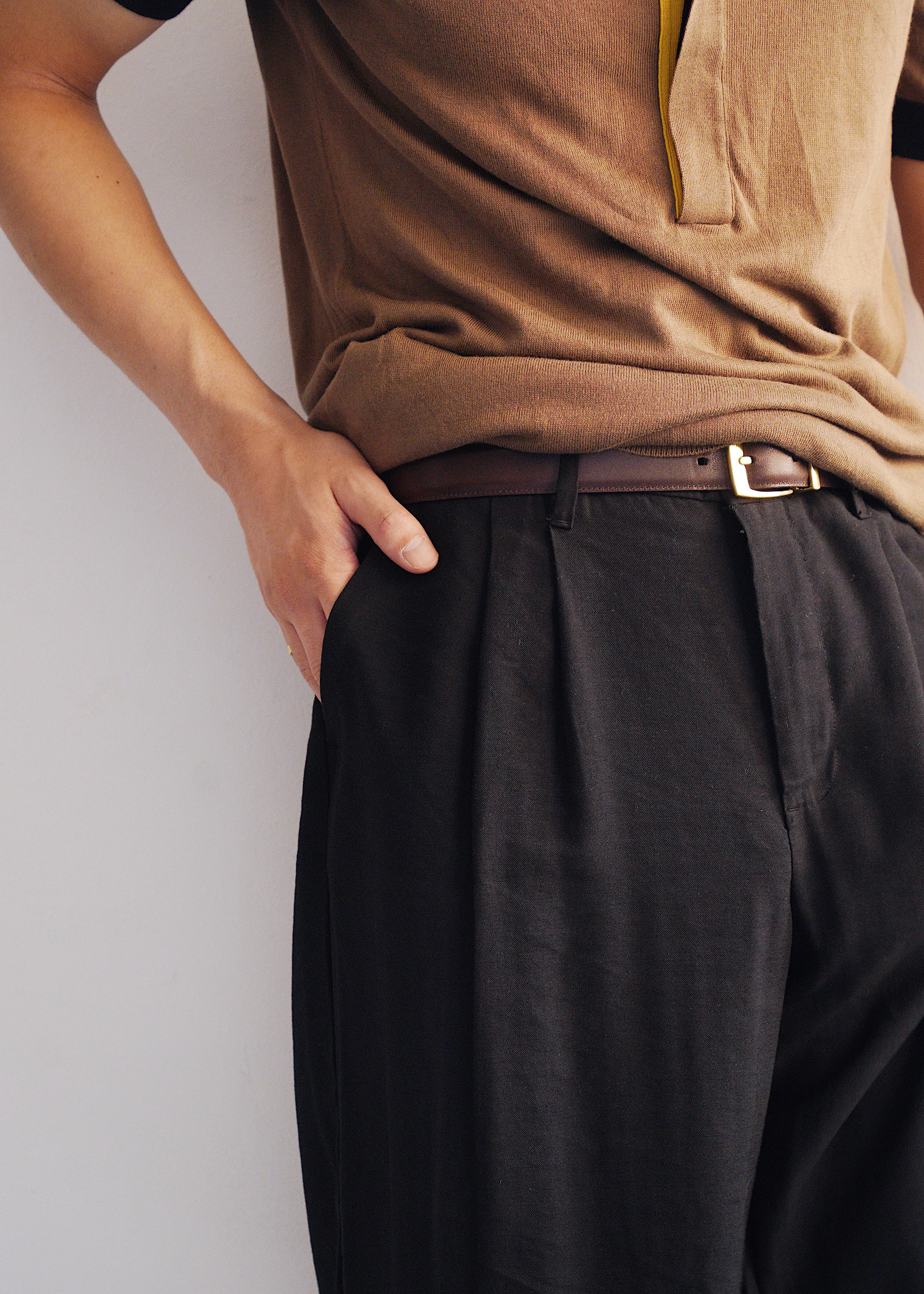 00's rayon wide tapered 2 tuck slacks