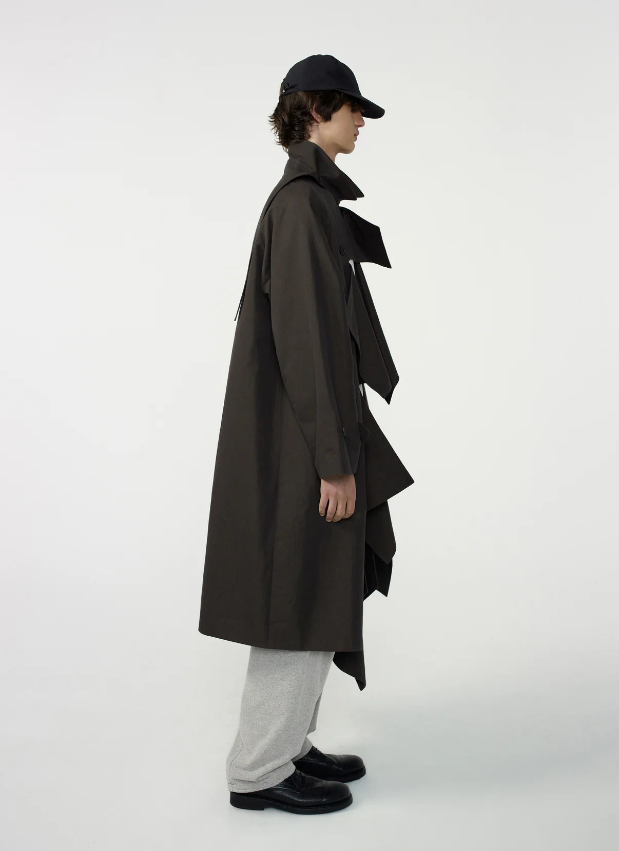 POST ARCHIVE FACTION 26SS Trimmed Coat / Earth