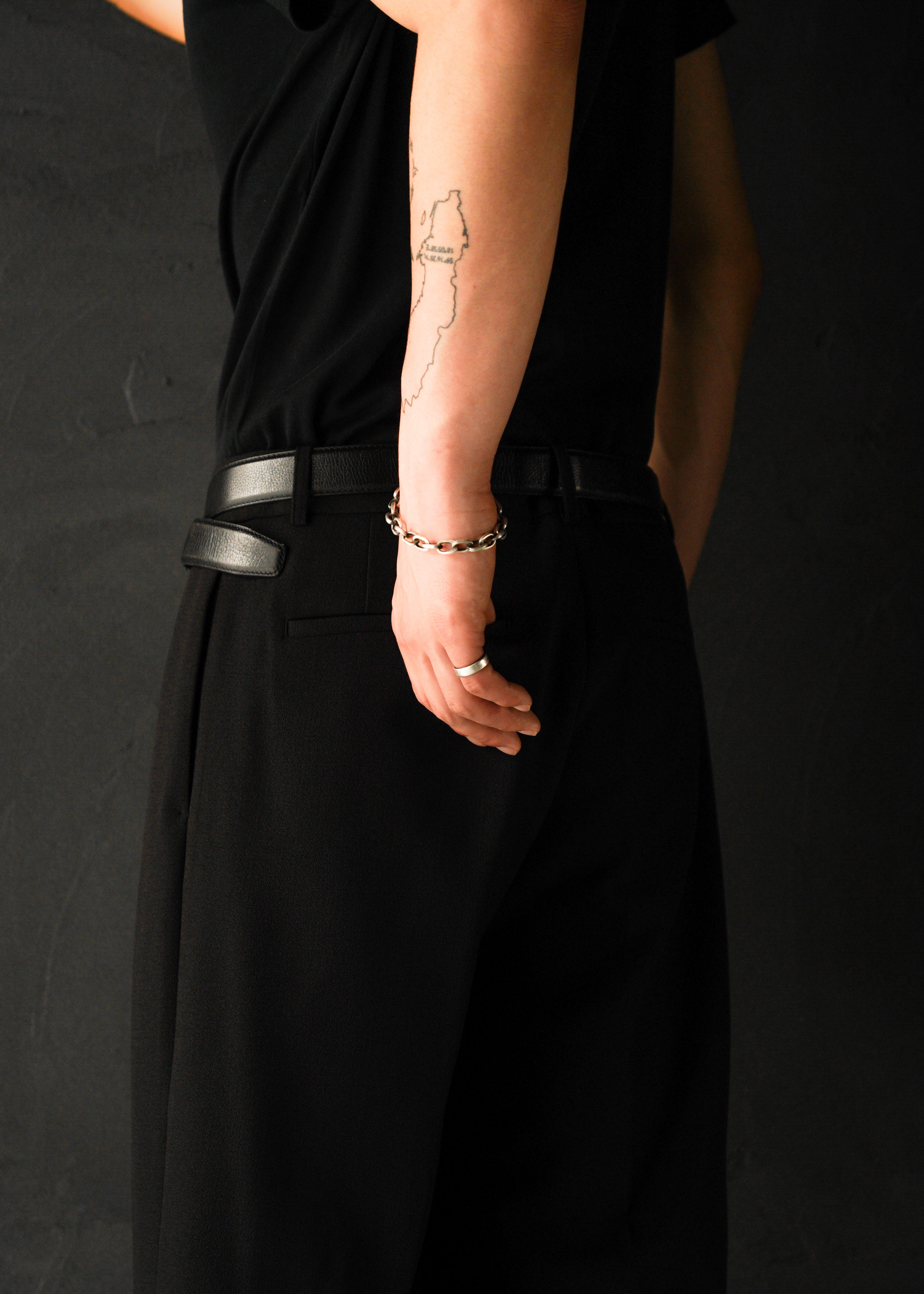 3 tuck wide straight slacks
