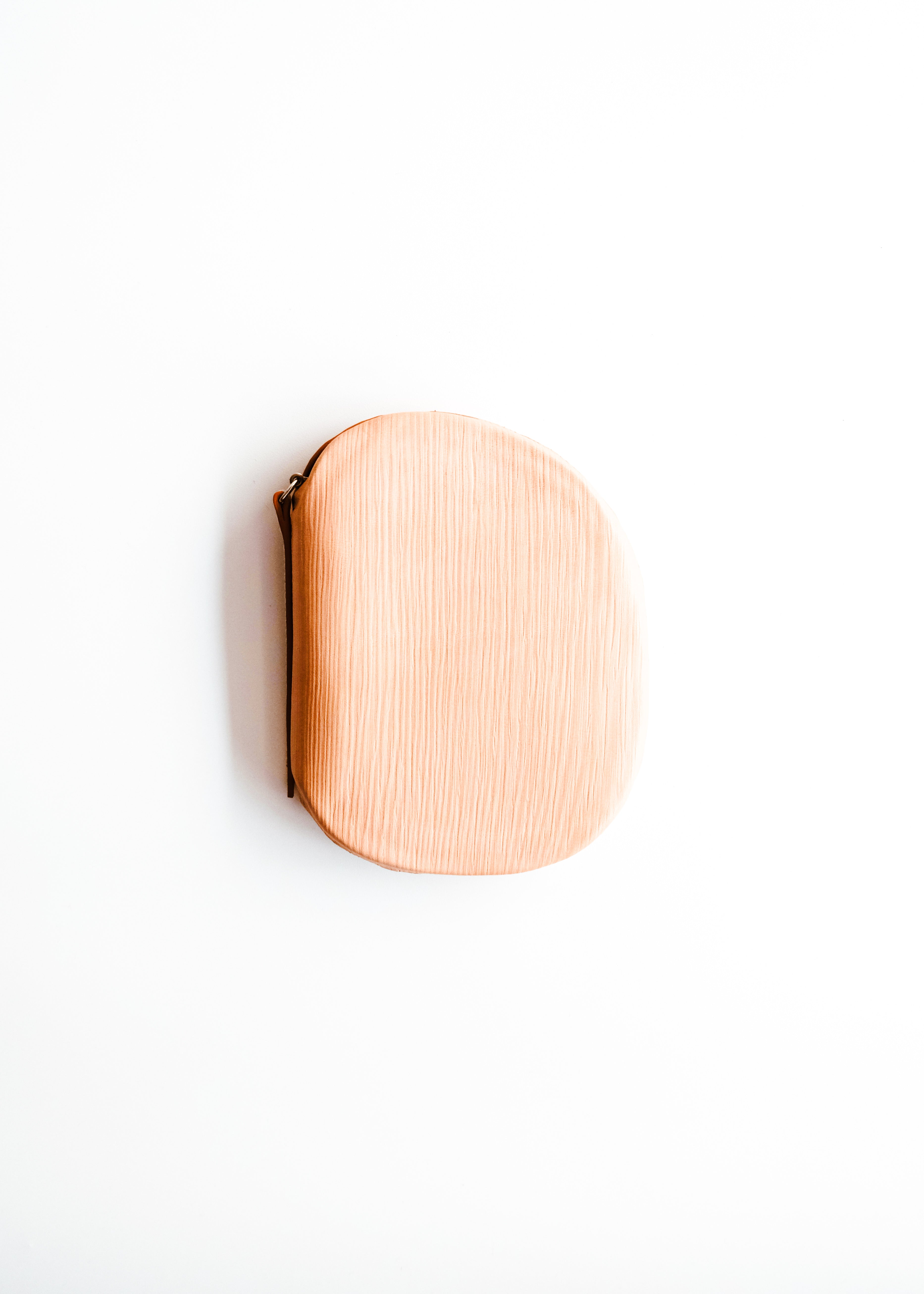 beta post molded harf wallet 310 Beige メンズ