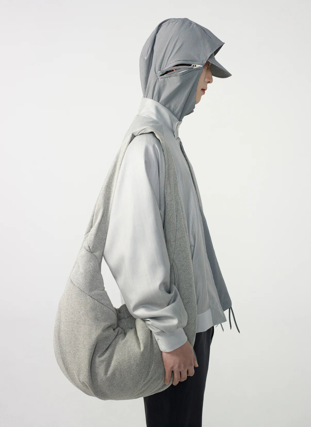 POST ARCHIVE FACTION 26SS Incheon Bag / Grey