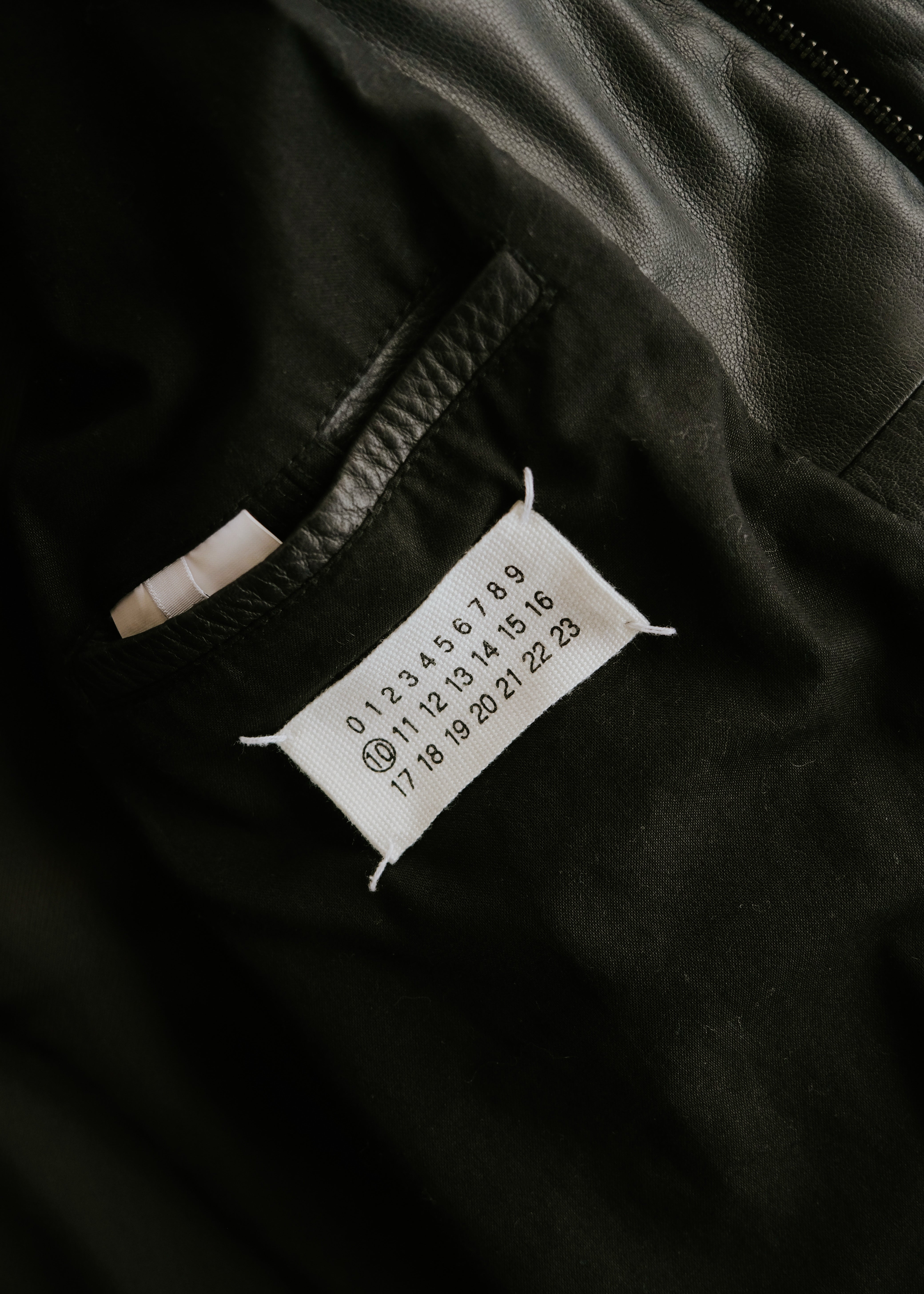 MARTIN MARGIELA 07AW multiple pockets single leather riders jacket