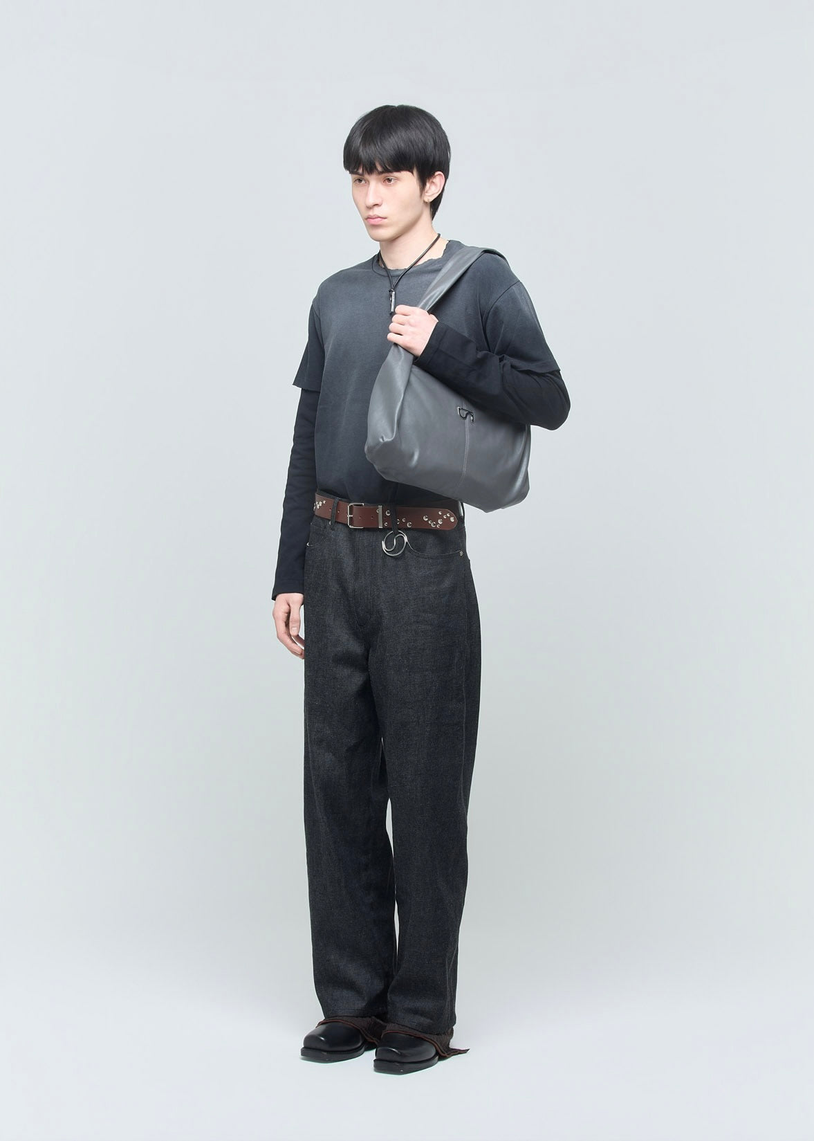 SHOOP 26AW METAL LOGO HOBO BAG / Dark Grey