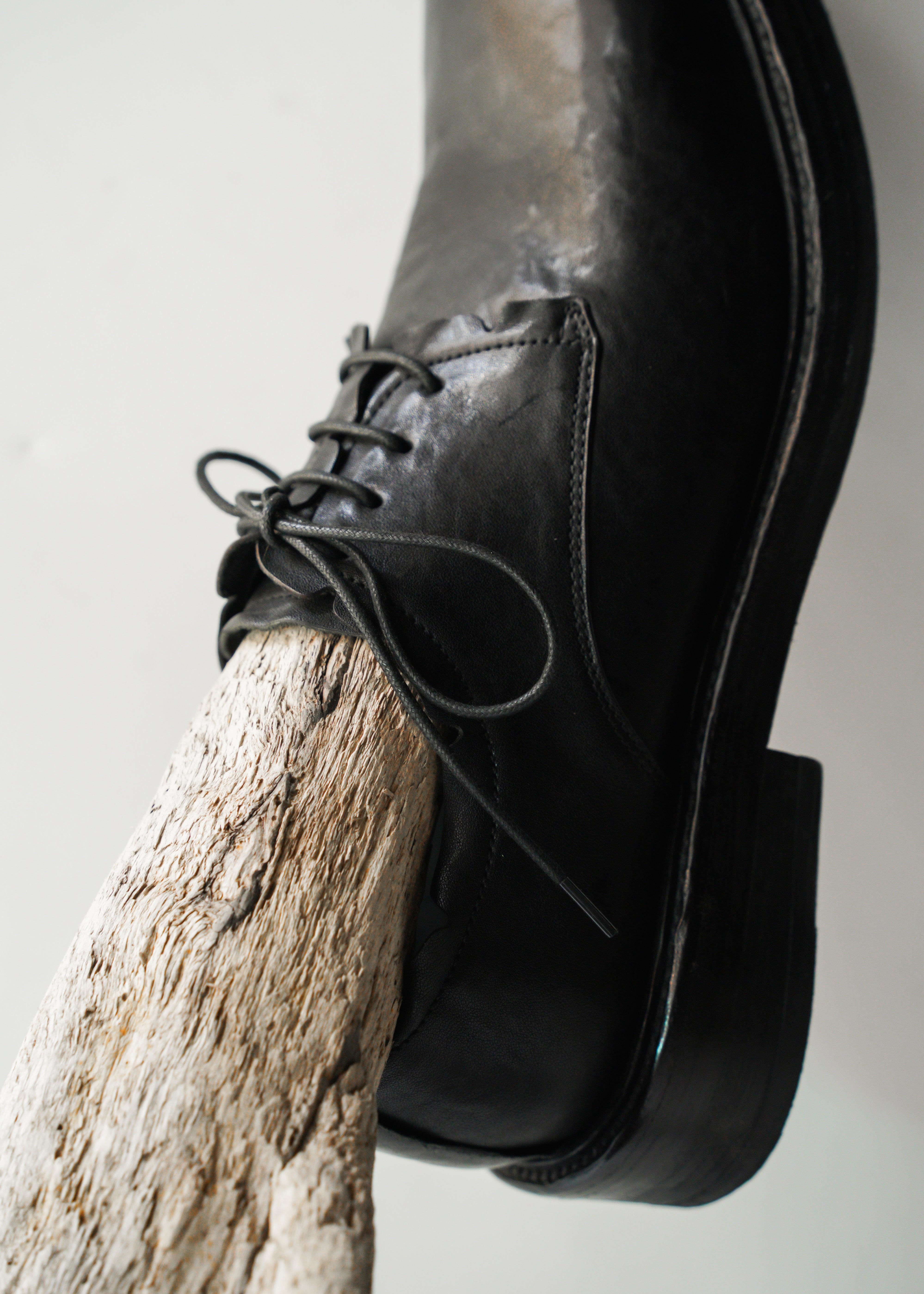 POST ARCHIVE FACTION 26SS Trimmed Derby / Matt Black