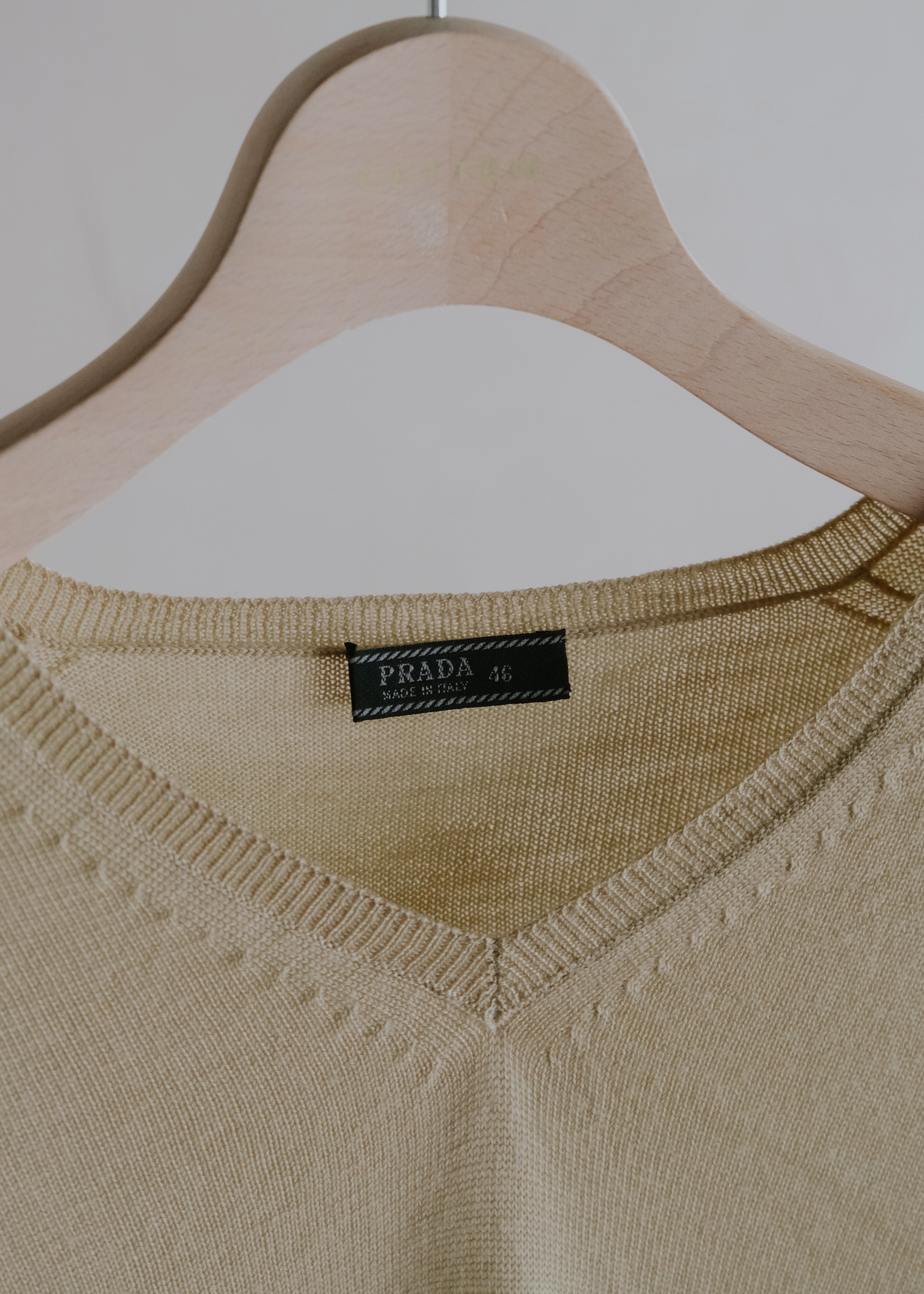 90's PRADA light wool v neck knit