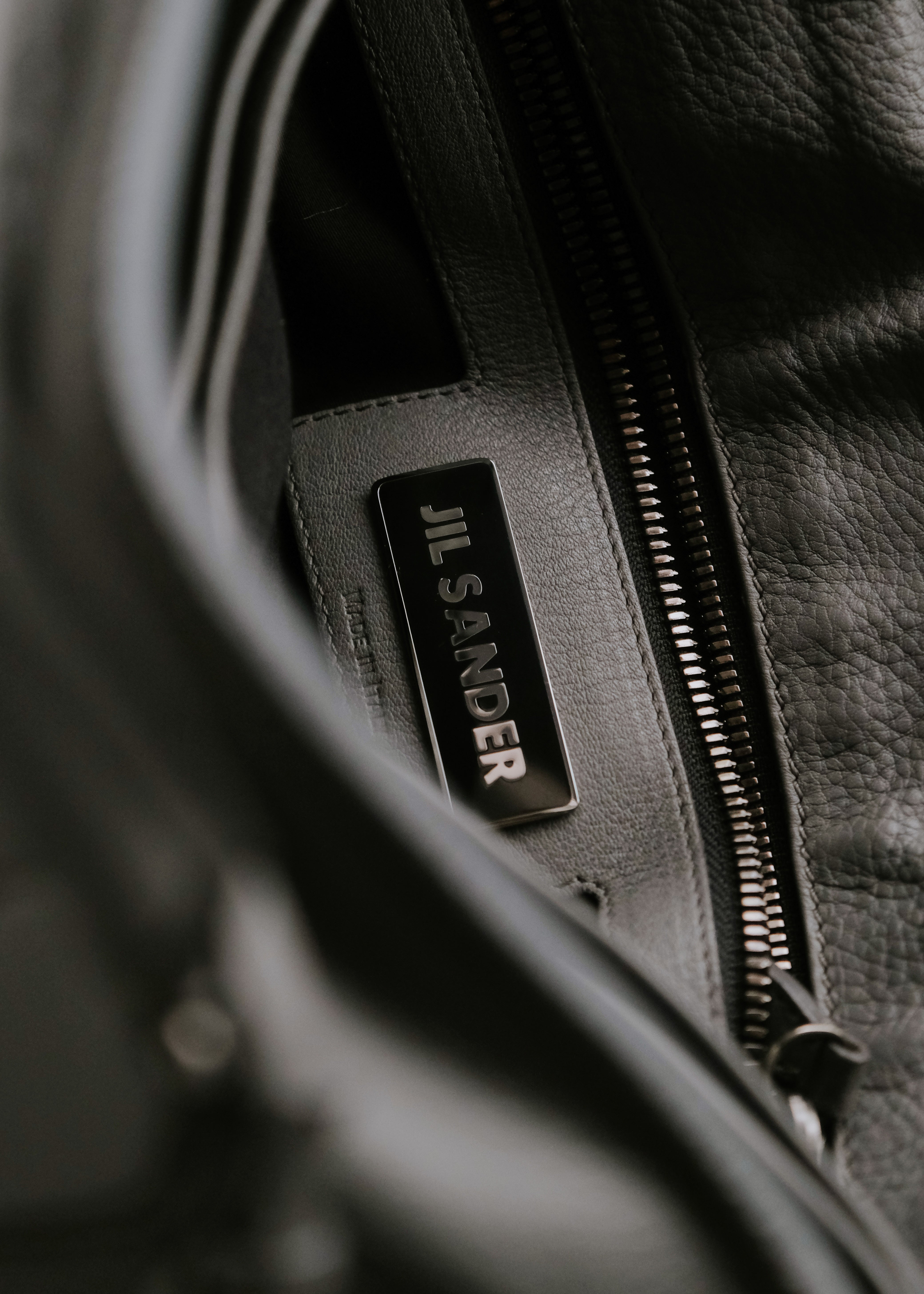 JIL SANDER multiple pocket leather hand bag