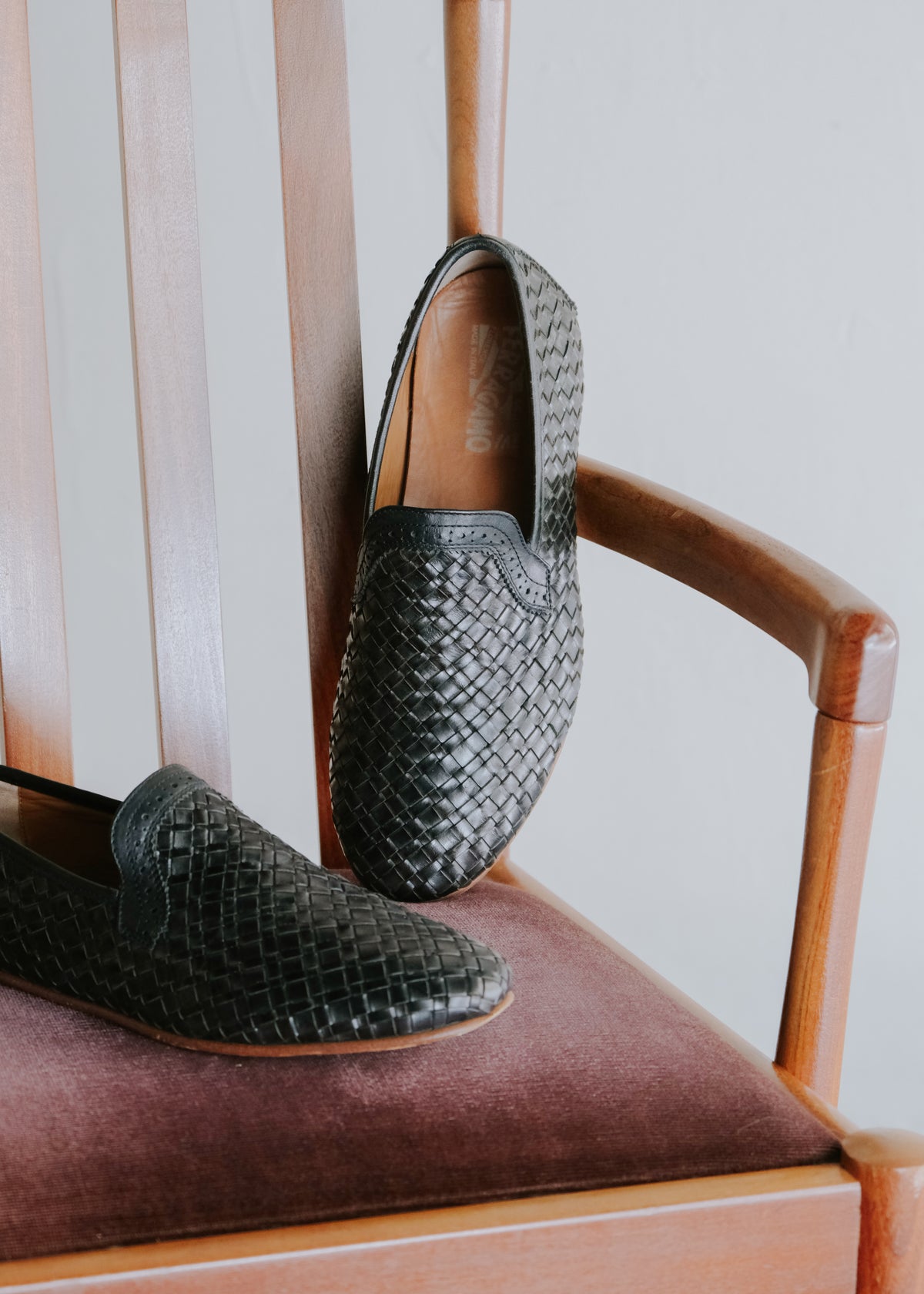 00's- Salvatore Ferragamo woven leather flat loafer