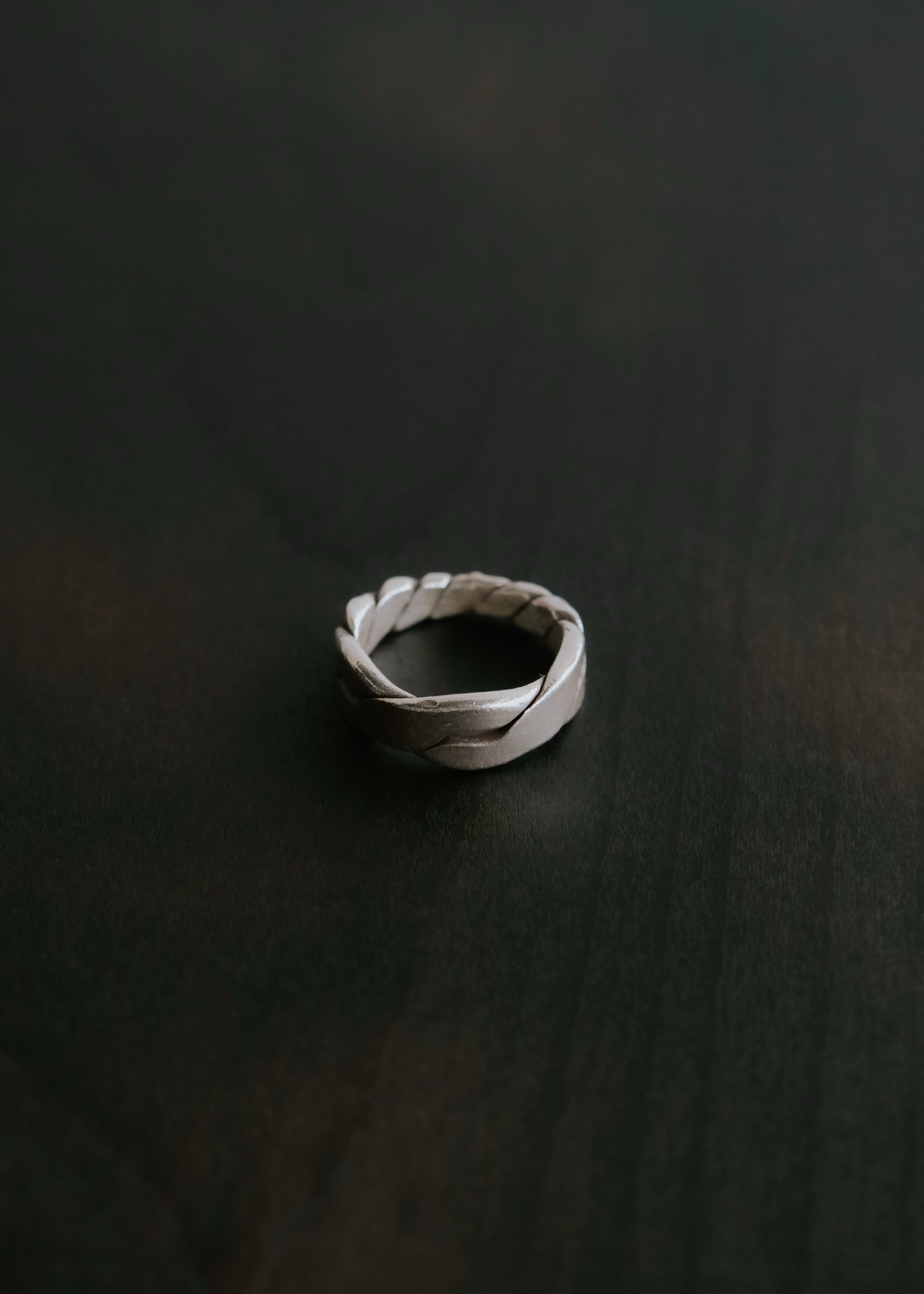 Karen silver interwoven ring