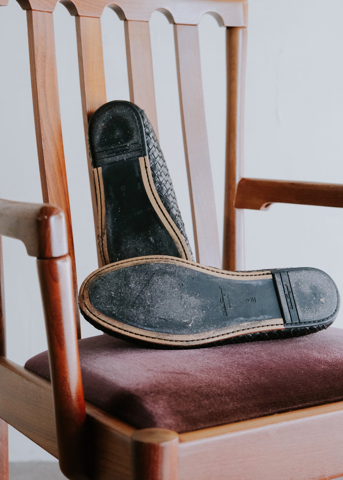 00's- Salvatore Ferragamo woven leather flat loafer