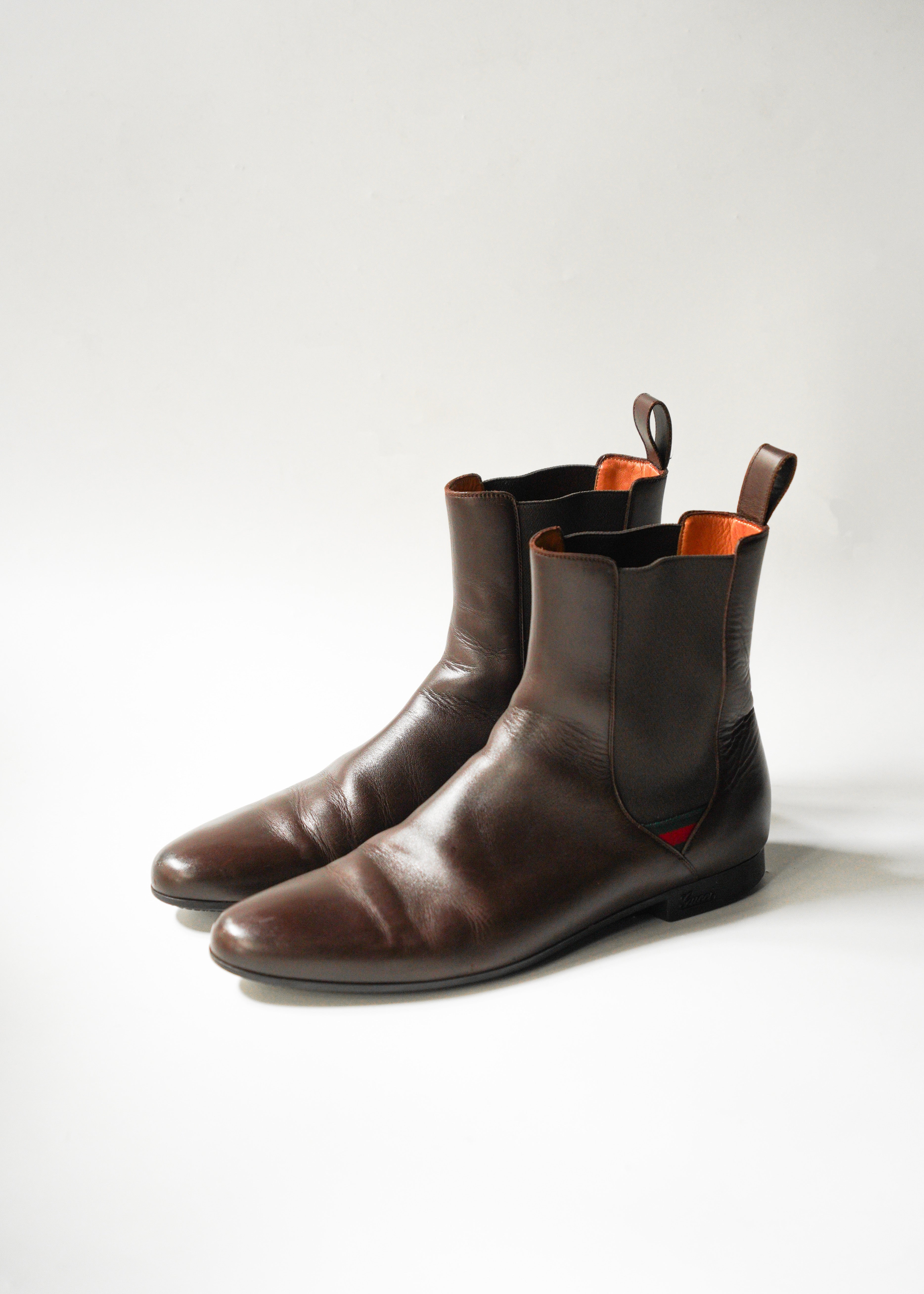 10’s GUCCI side gore leather boots