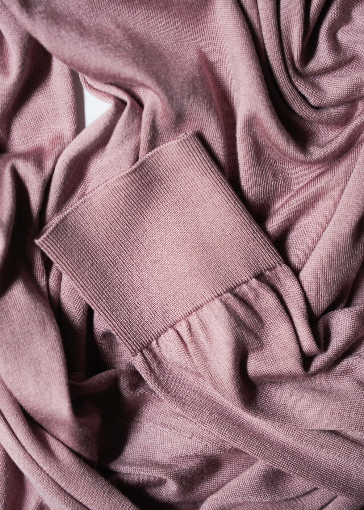00’s DOLCE&GABBANA v neck silk knit