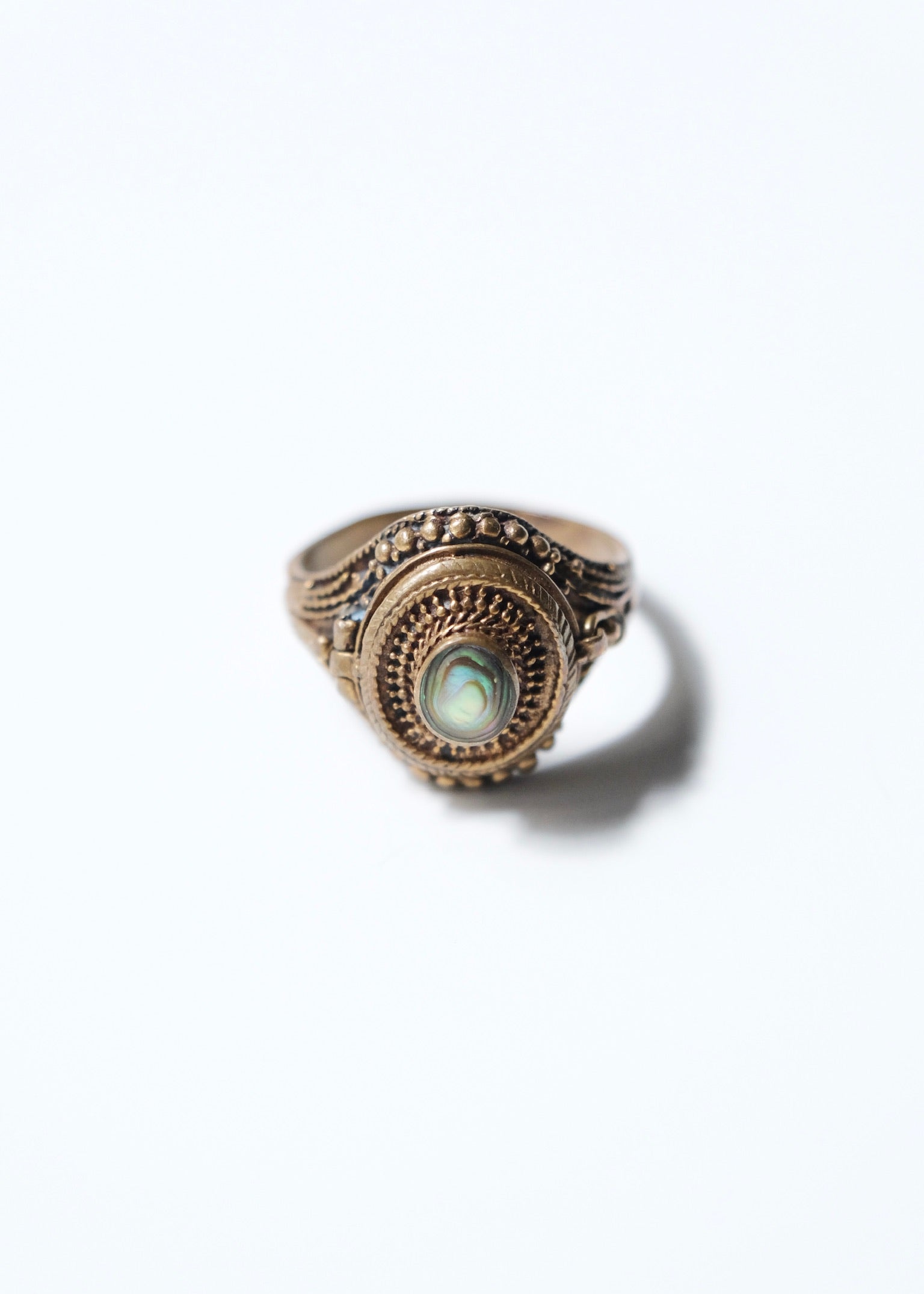 1900〜10's Antique poison ring