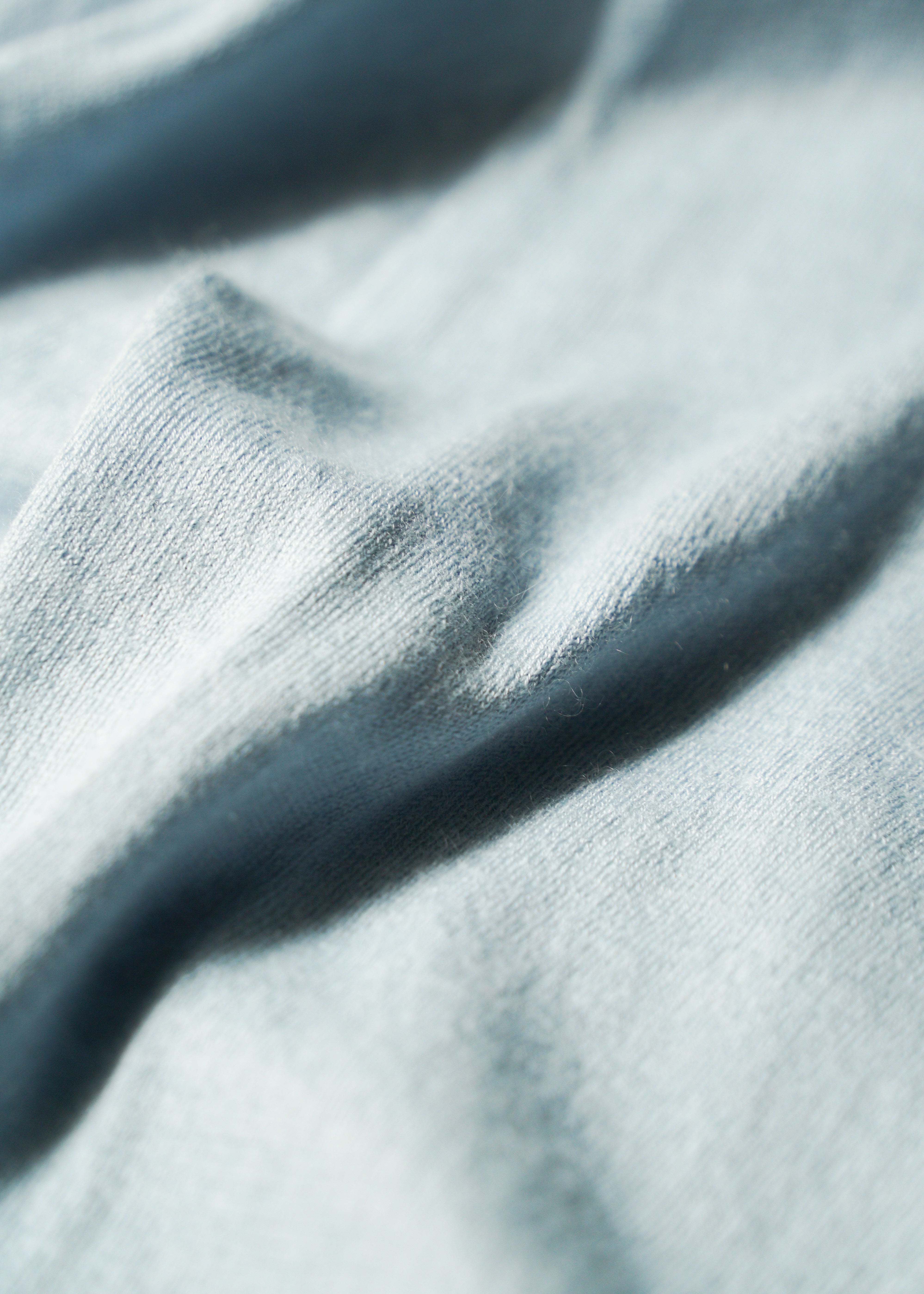 Cashmere blend half zip silk knit