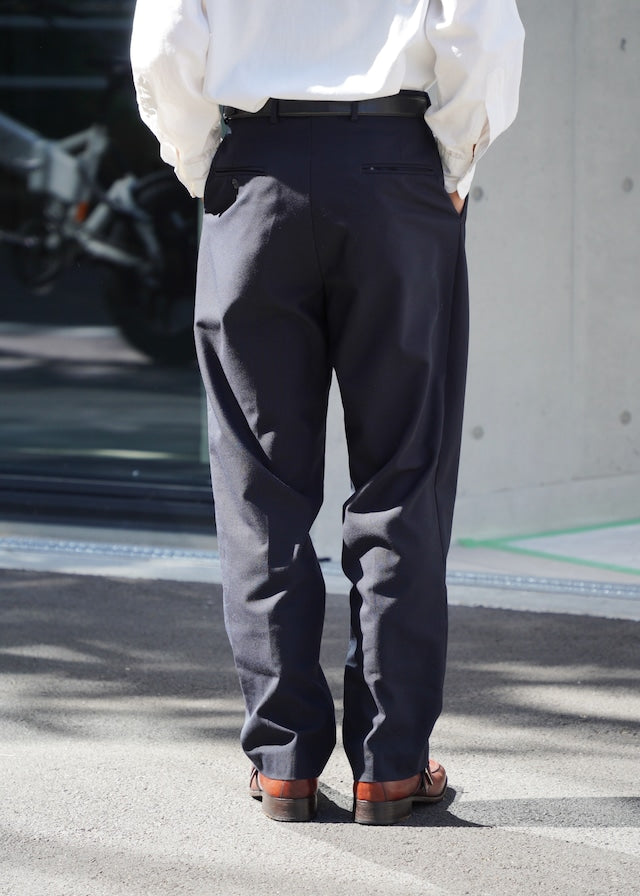 2 tuck tapered wool slacks