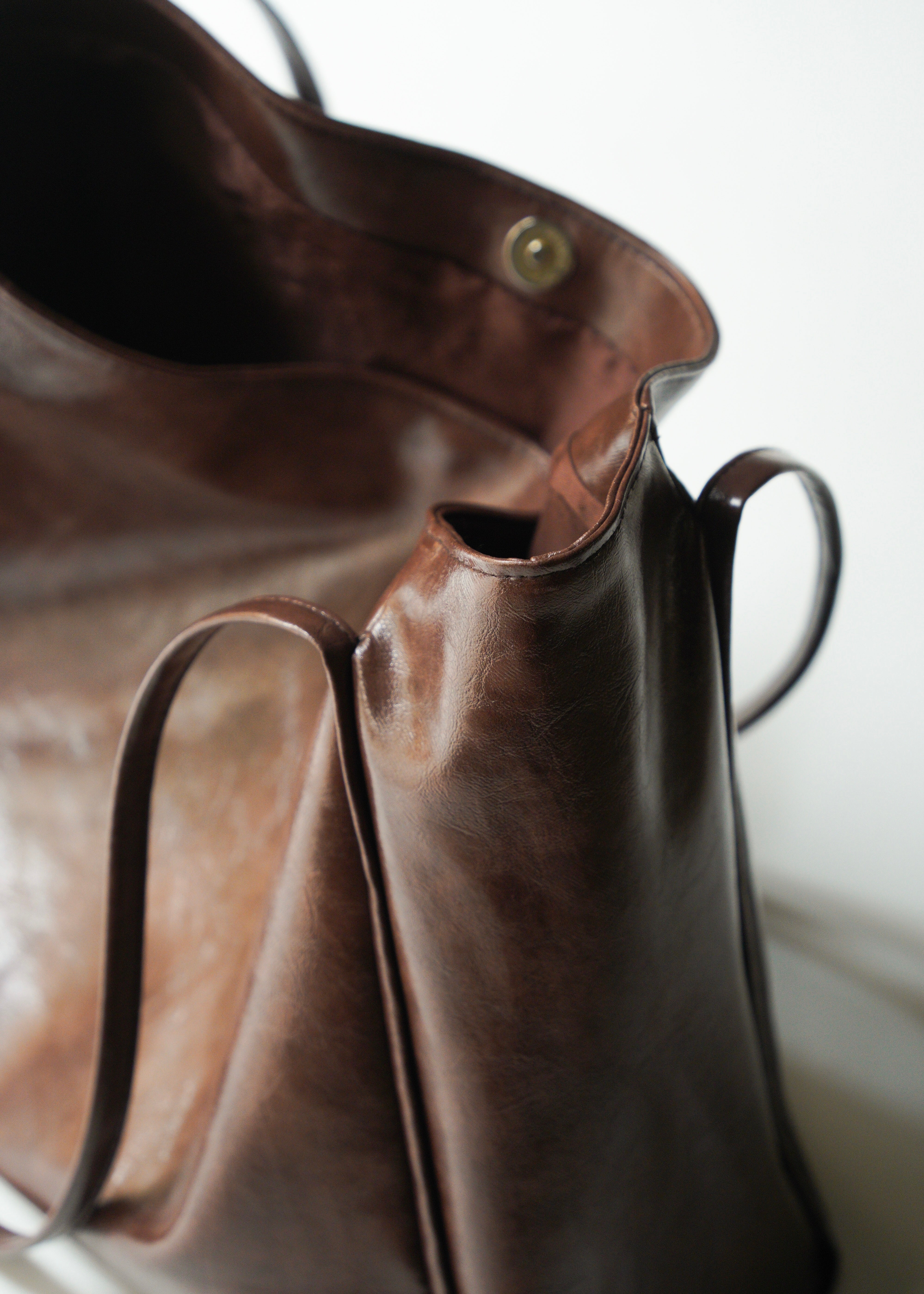Shoulder tote bag