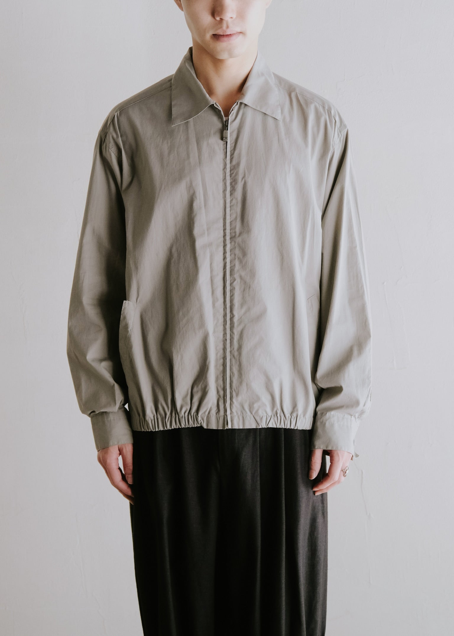 00-10's Salvatore Ferragamo light weight zip up jacket
