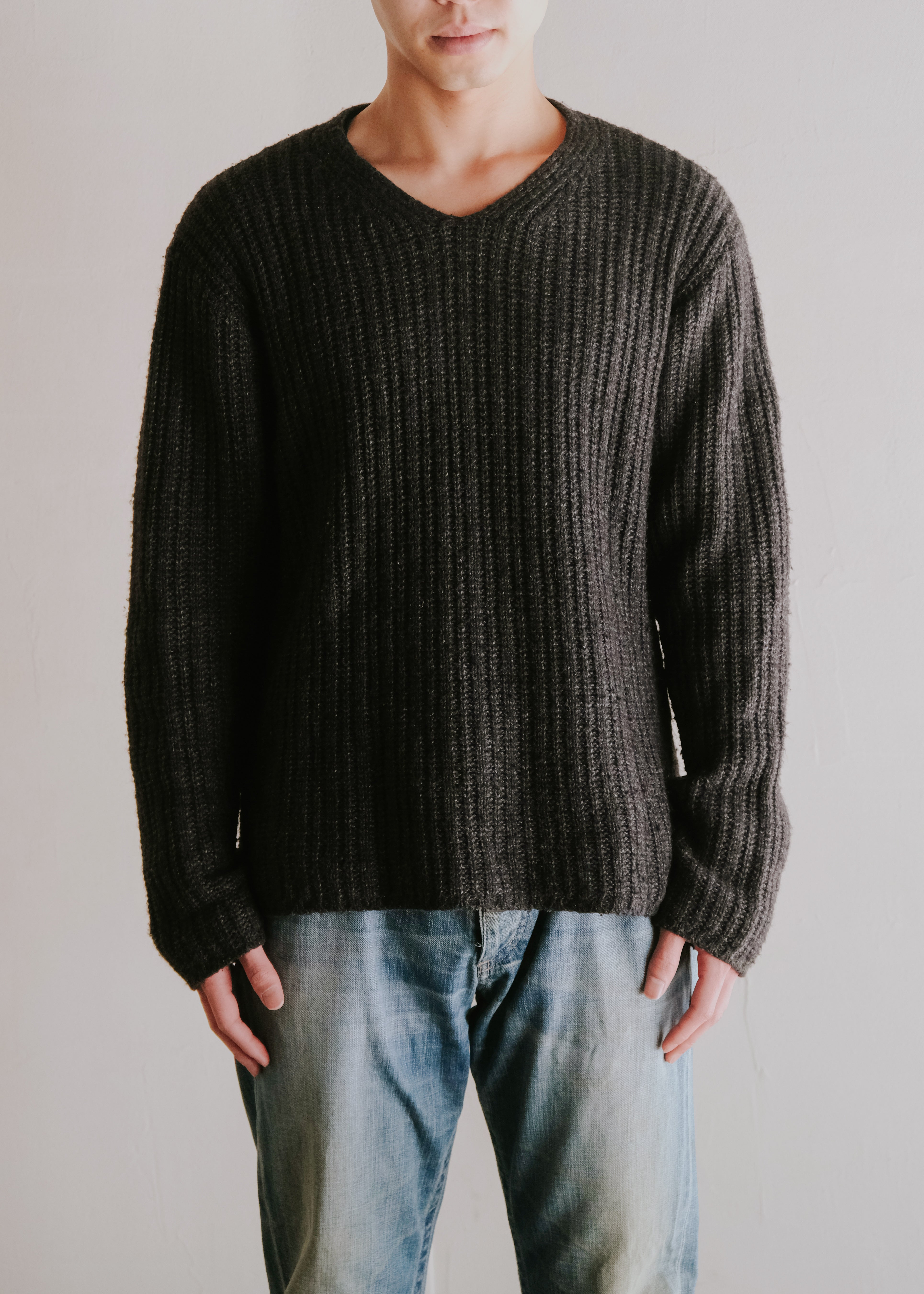 90's ARMANI JEANS v-neck low-gauge knit