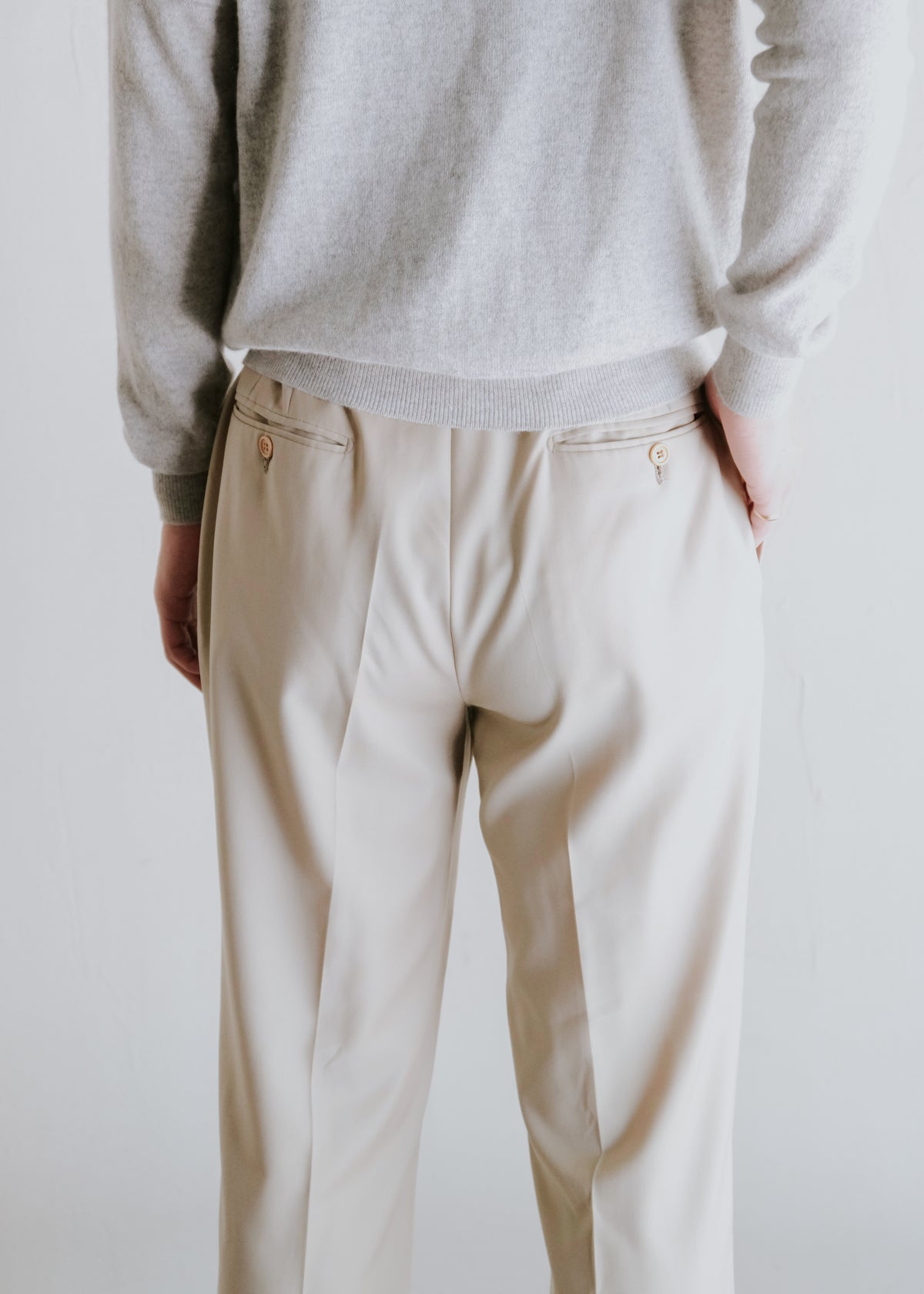 00's ADER Sartoria 1978 by Loro piana Super 120's wool two tucked relaxing tapered slacks