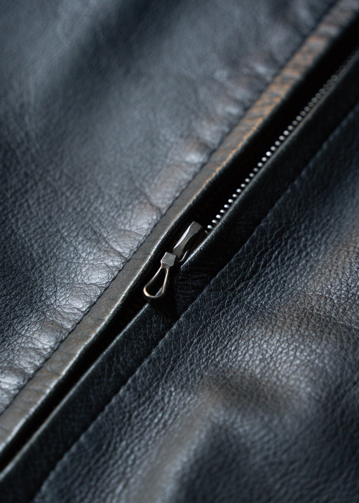 90-00’s A.P.C. zip up cow leather jacket