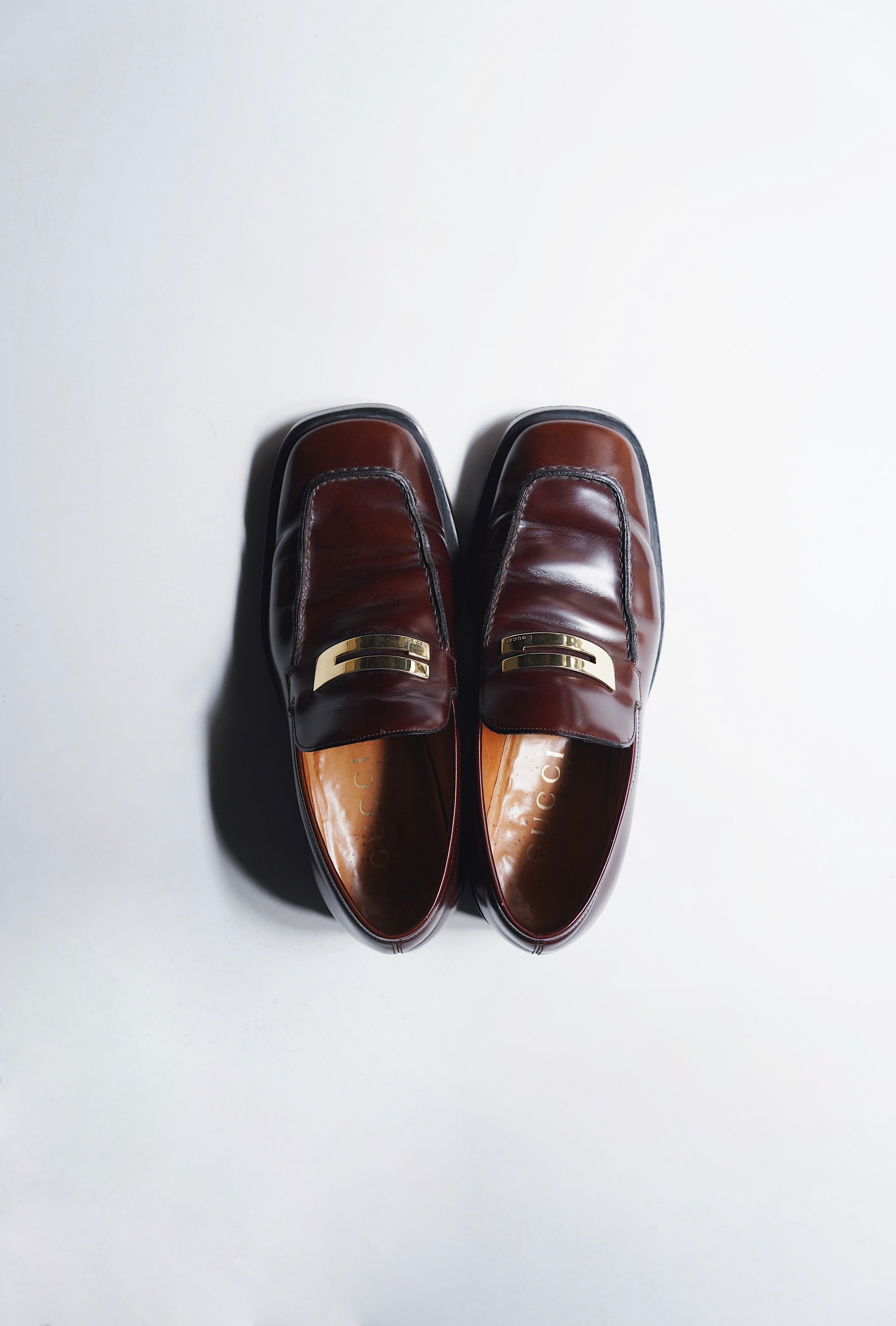 90's GUCCI by Tom Ford metal plate square toe loafer