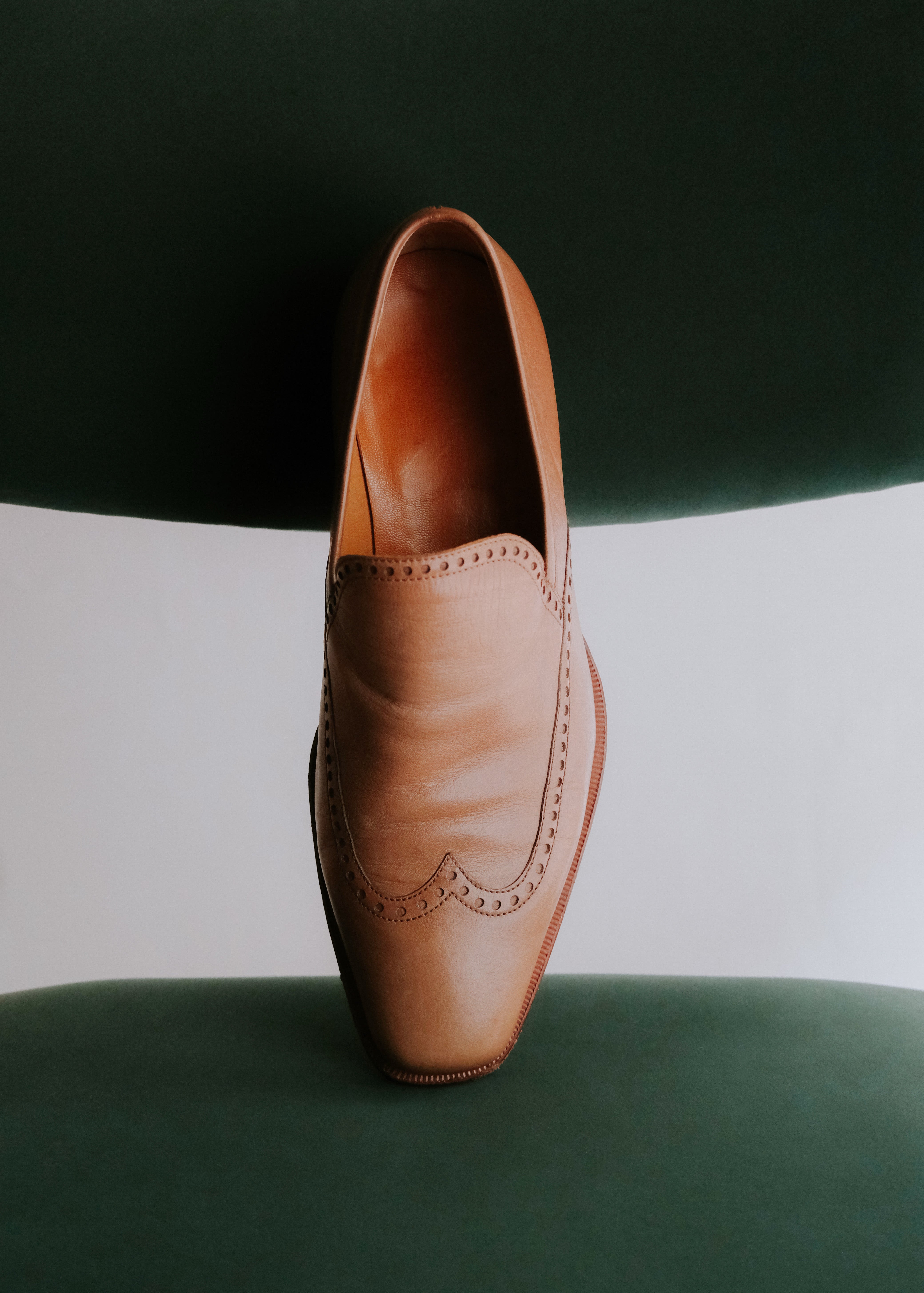 00's- HERMÈS wing tip square toe leather slip-on shoes